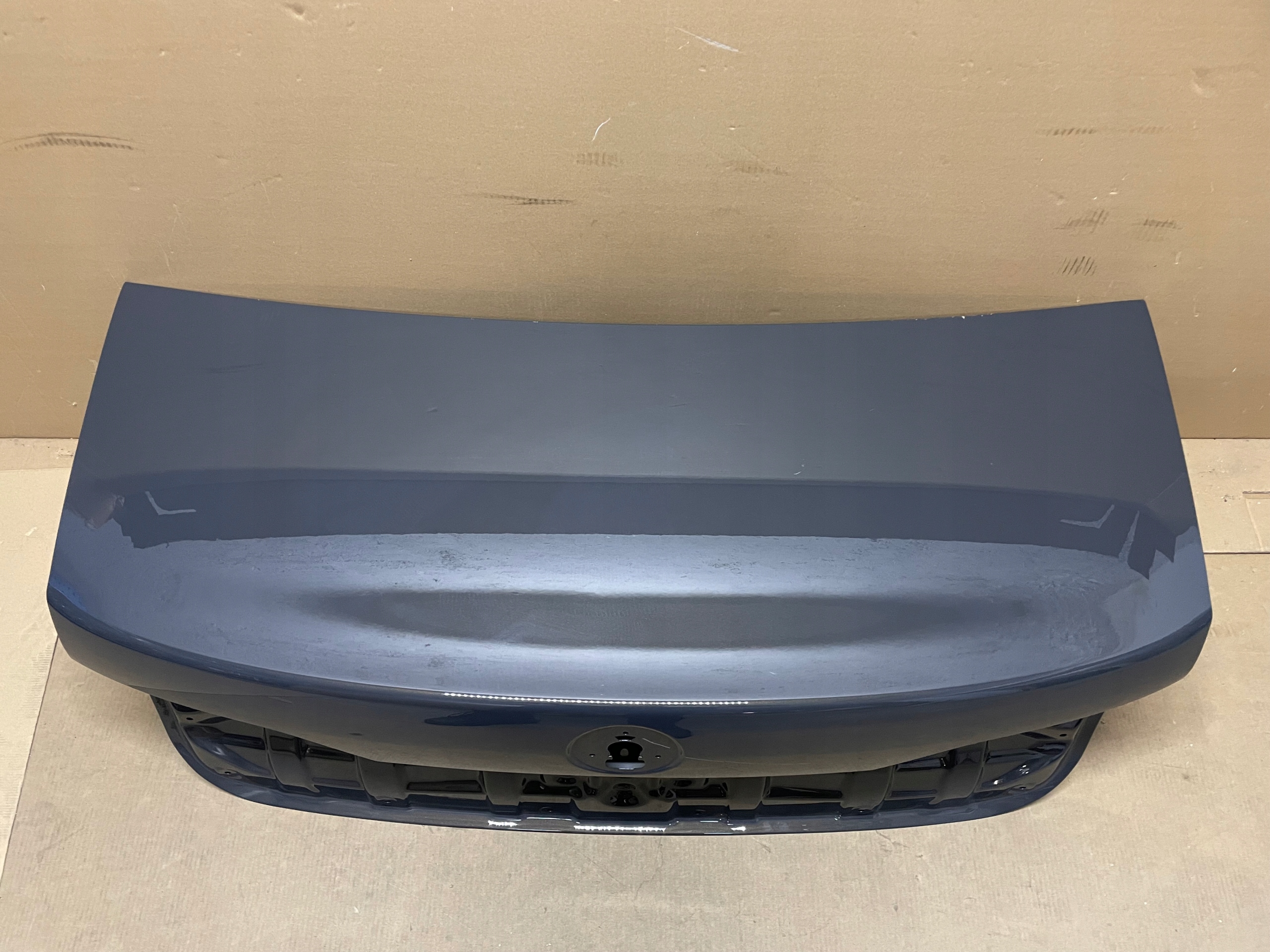trunk door boot BMW i7 7 G70 C36