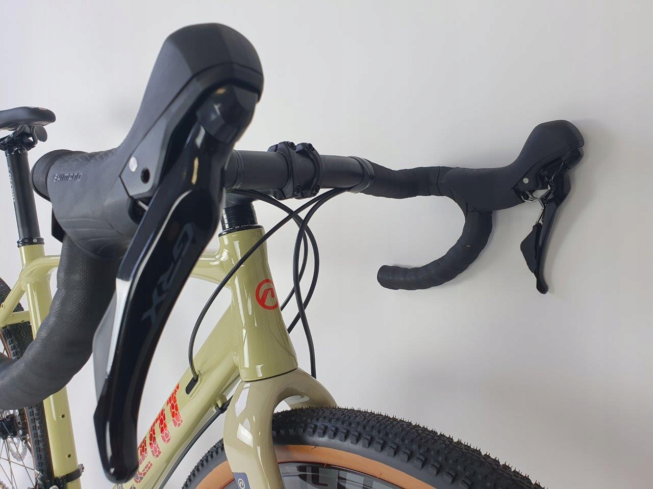 Furious Pro outlet Kolor beżowy