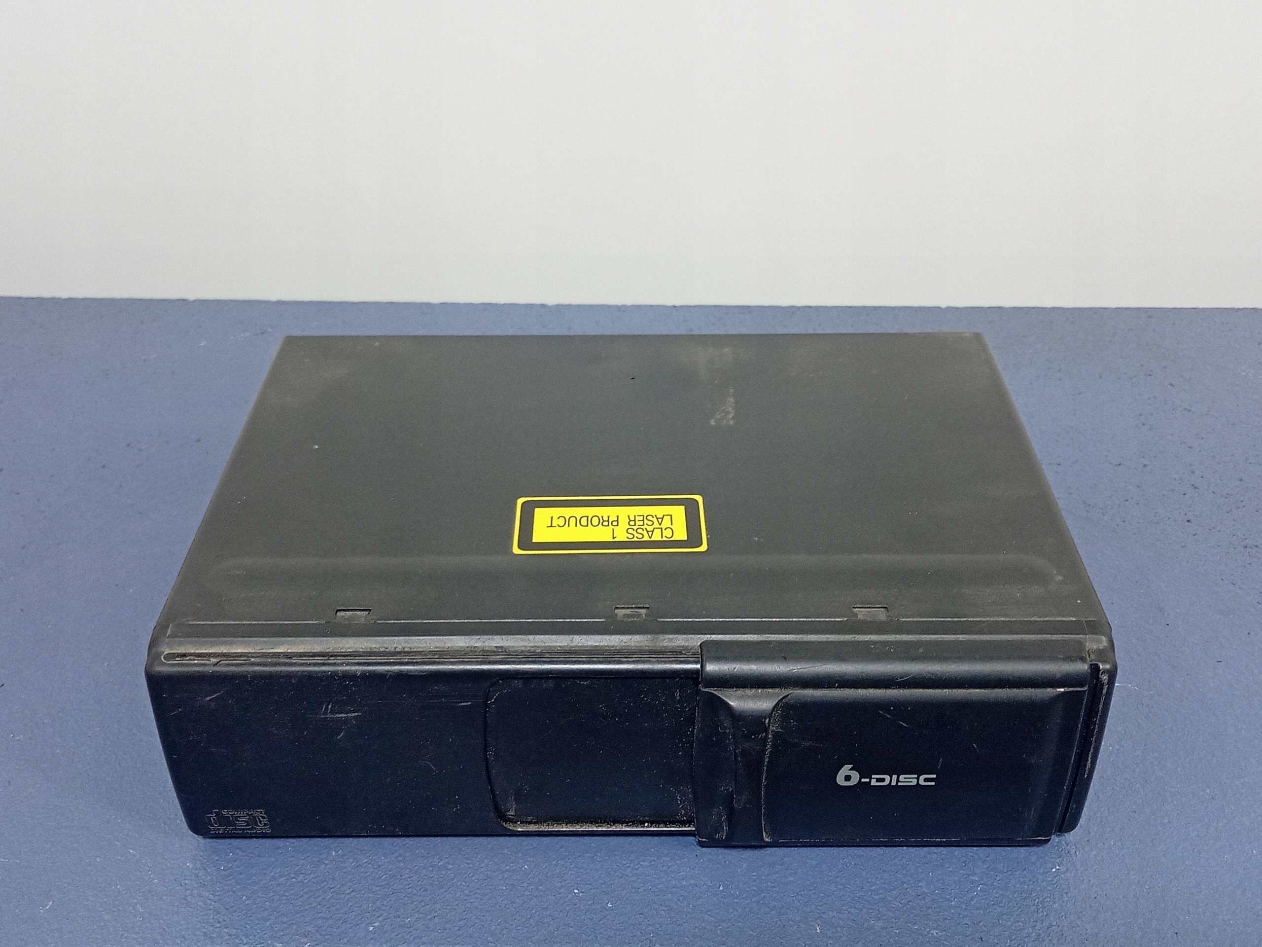 AUDI A6 C5 ZMIENIARKA CD 6 PŁYT 4B0035111A