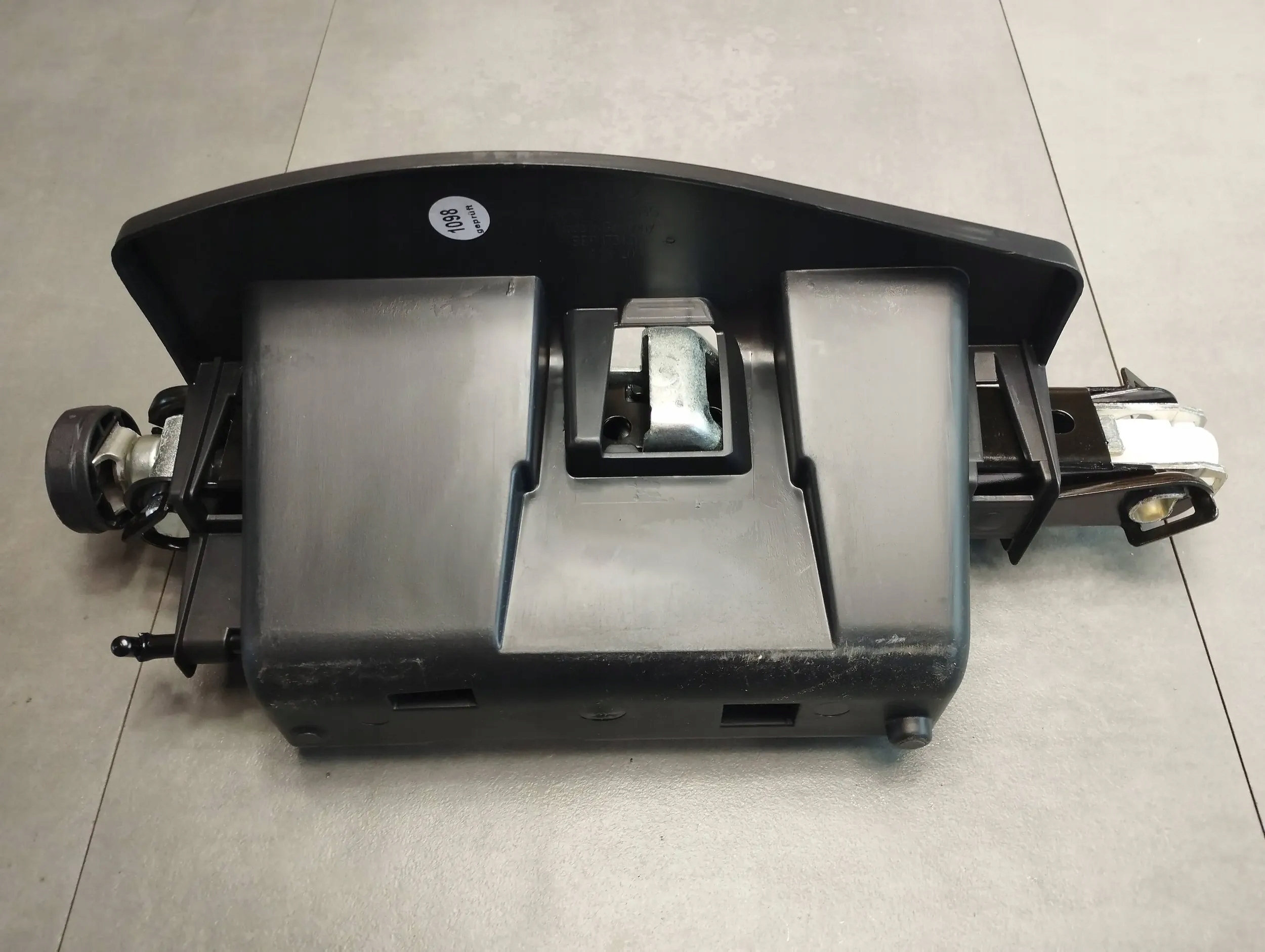 Audi A5 8T running board WINDA lift 8K9813685