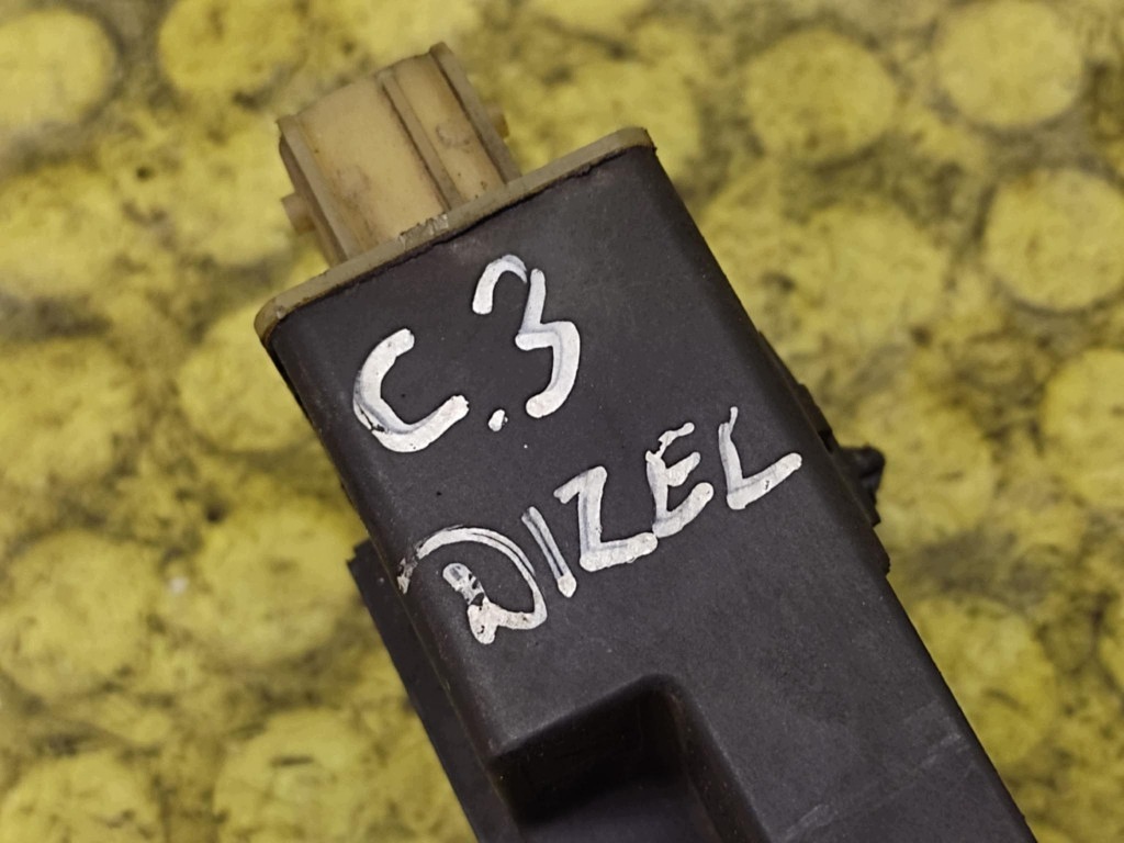 CITROEN C3 relay plugs glow 9652021180