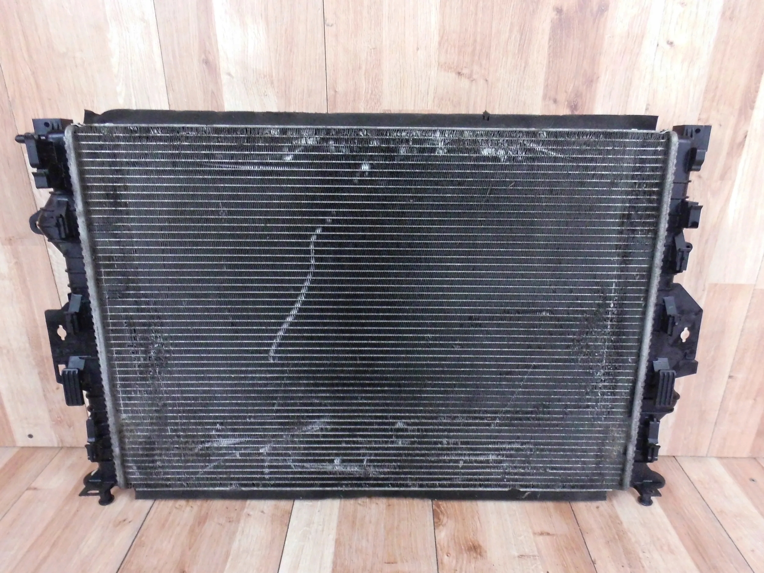 Volvo XC60 and 2009+ 3.2 BENZ water cooler 36000106