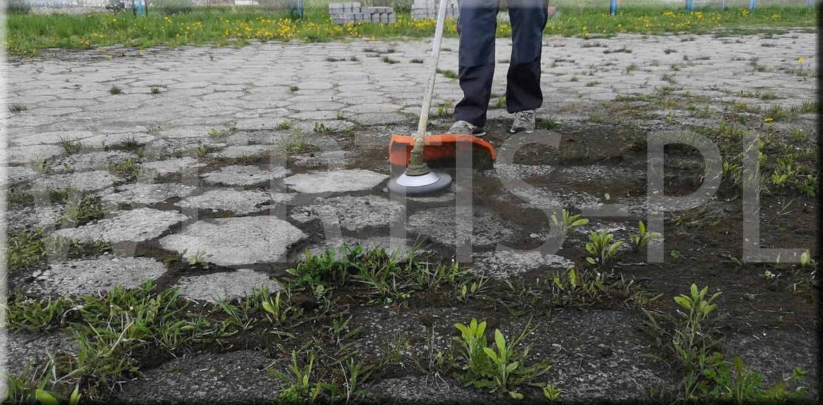 SZCZOTKA DO CZYSZCZENIA KOSTKI BRUKOWEJ SZCZOTKA DO KOSY NA CHWASTY DRUCIAK Marka Falon-Tech