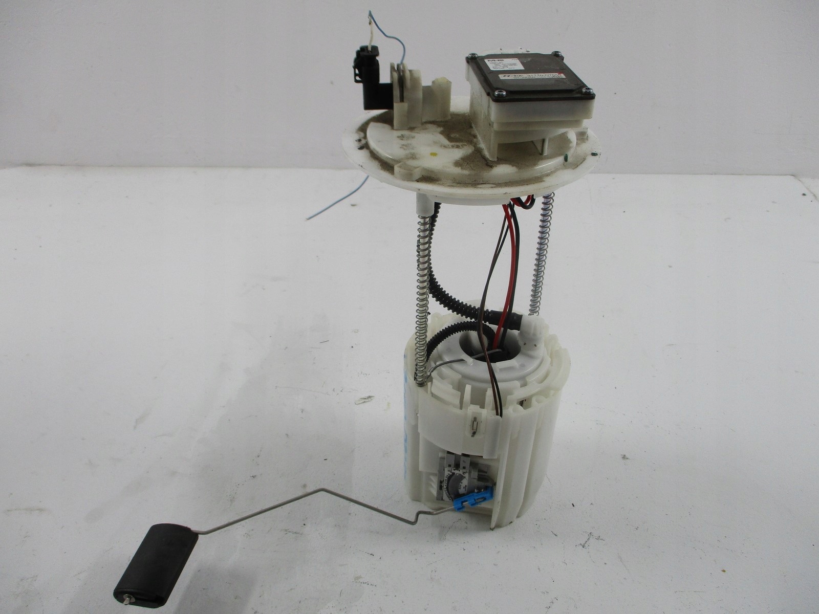 feed pump HYUNDAI KIA 31110-D7050