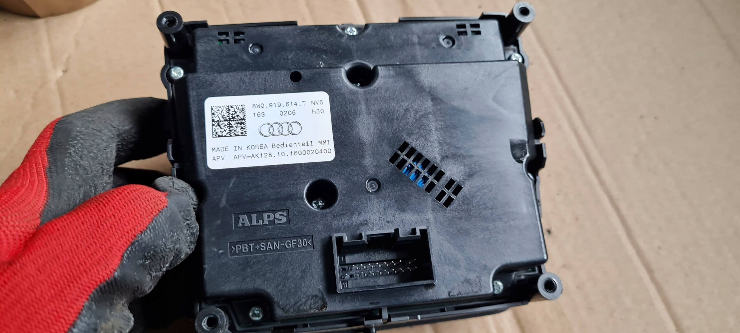 S4 B9 8W A4 control panel MMI 8W0919614T A5 8W S5
