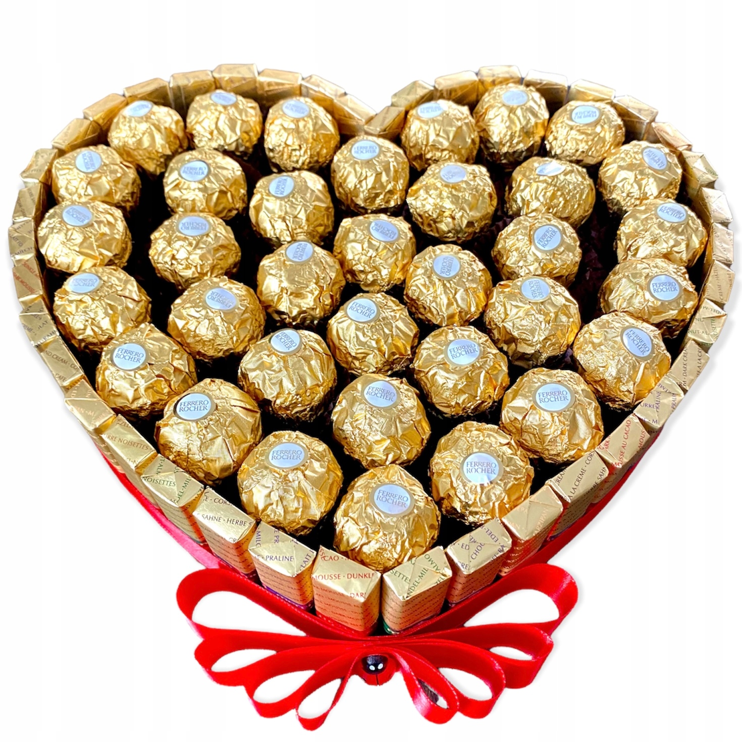 Tort Serce z czekoladek Merci i Ferrero Rocher dla ukochanego ukochanej