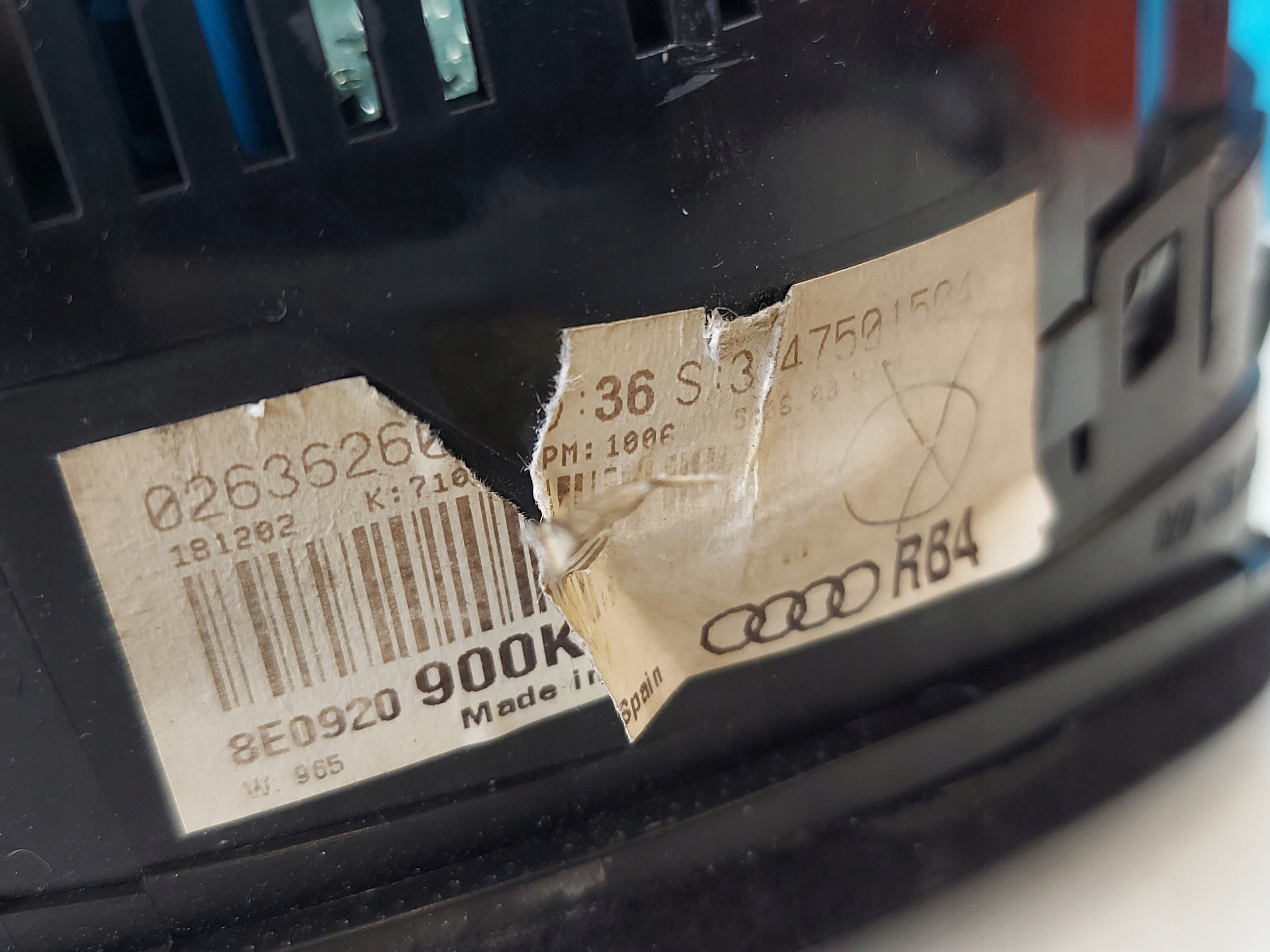 budíky hodiny A4 B5 1.9 TDI 8E0920900K