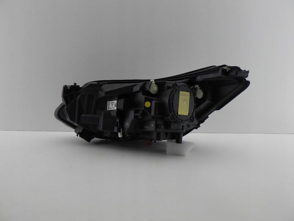OPEL AMPERA E BOLT XENON LED Licht rechts