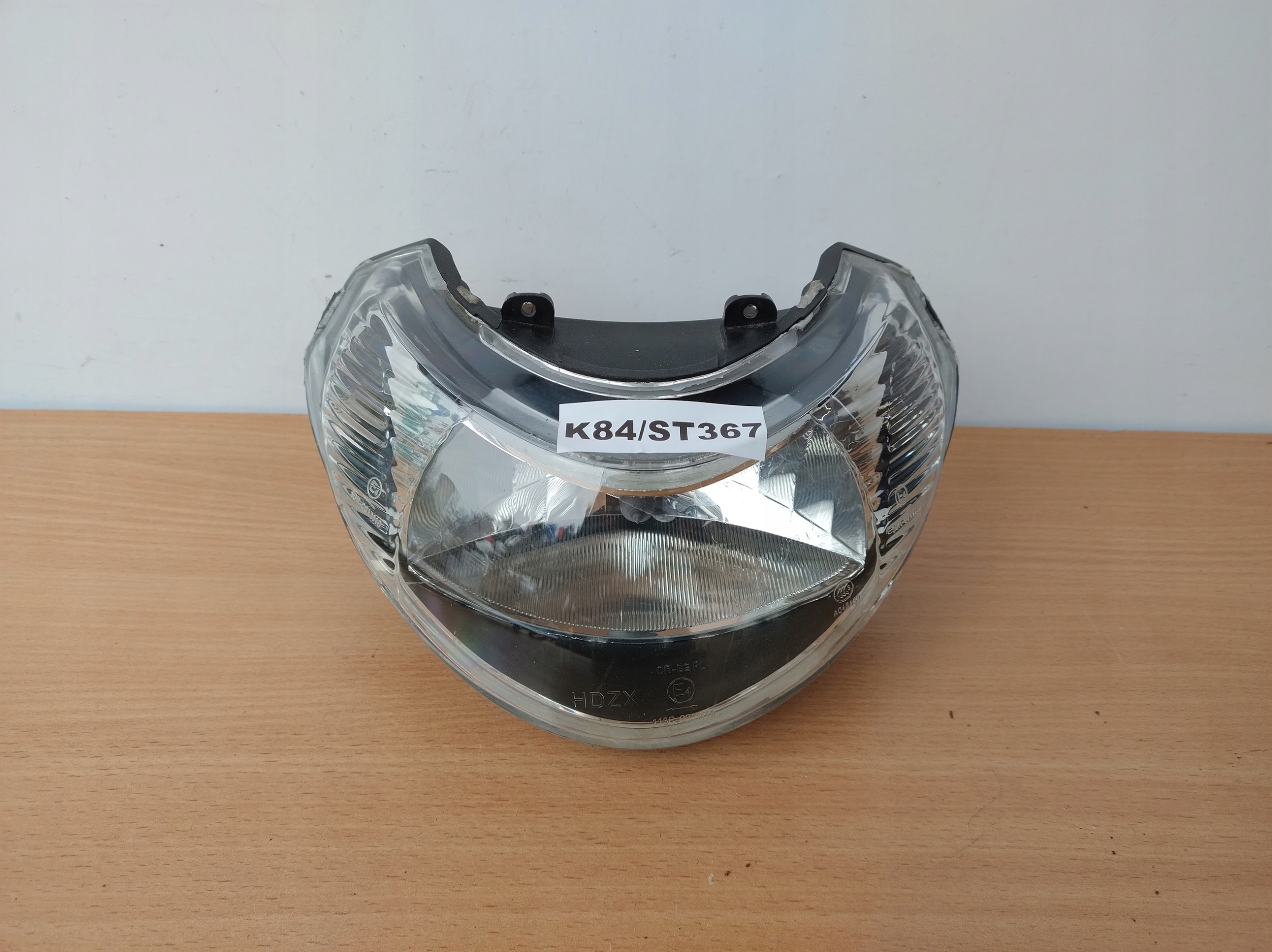 SKMOTO PEGAS LAMPA ŚRODKOWA REFLEKTOR ORYGINAŁ