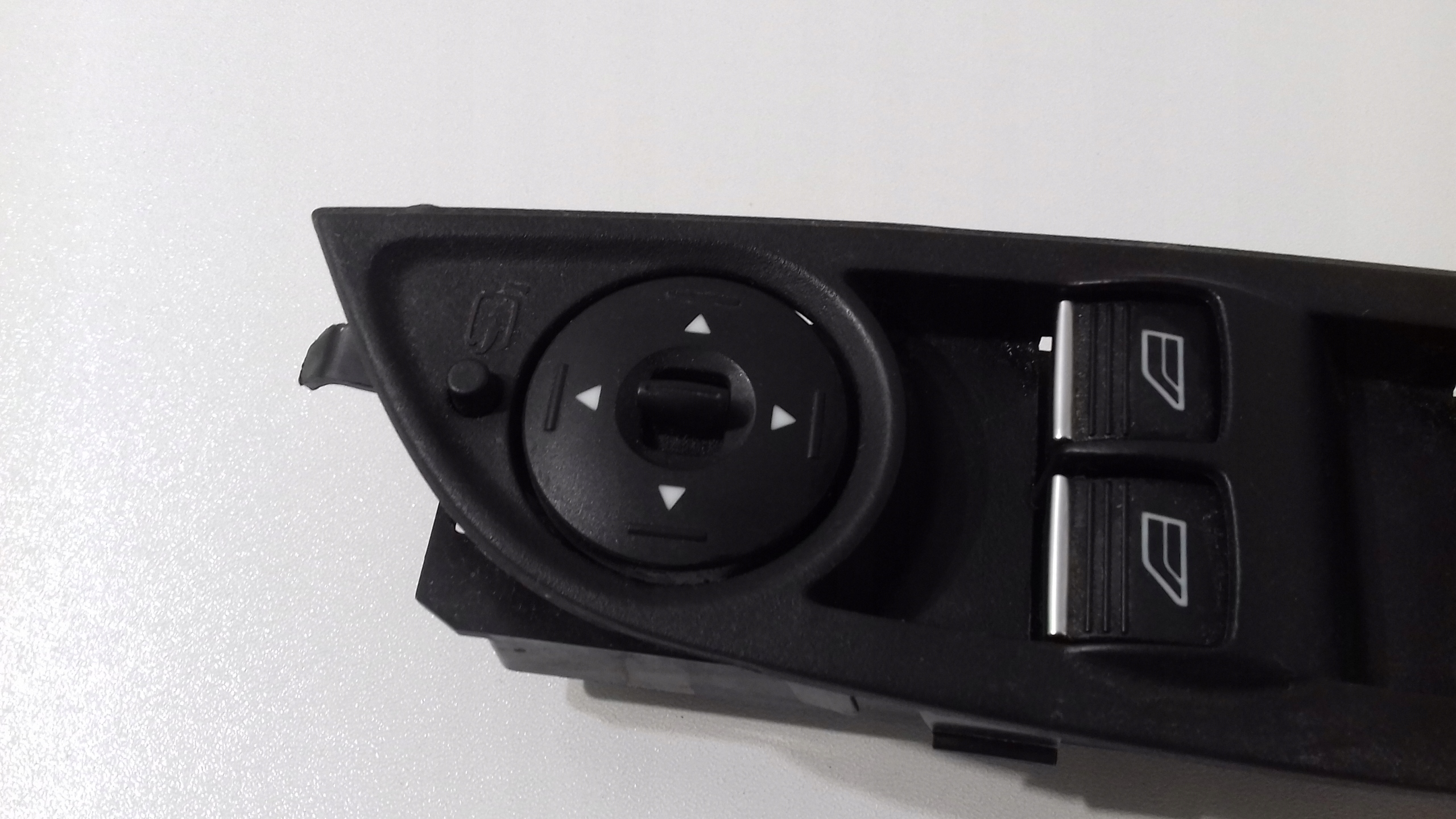 FORD FOCUS MK2 PANEL okna levý řidičů 2015R EU