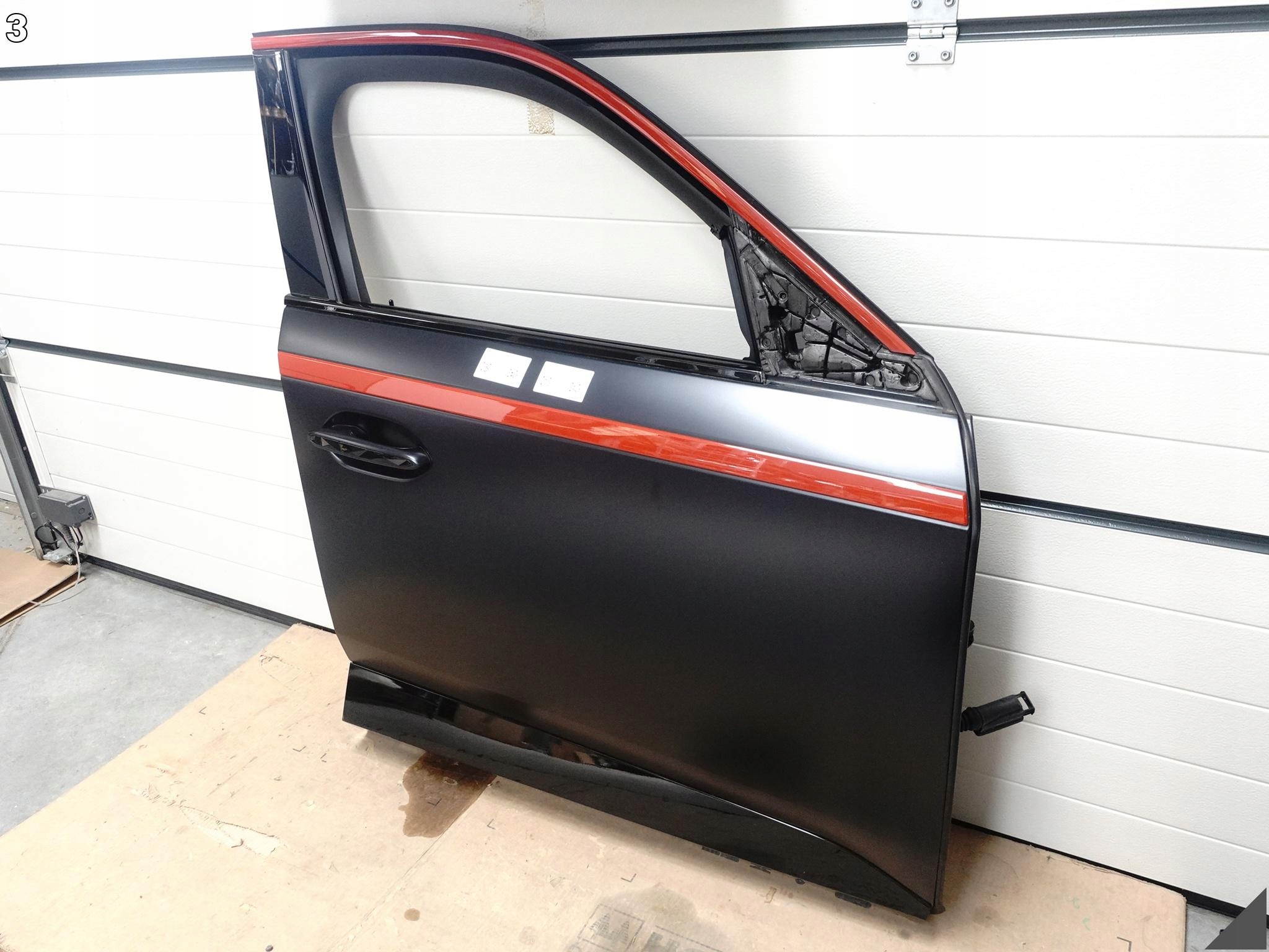 BMW XM G09 XM Label Red 23- door + window mouldings handle front right P95/9
