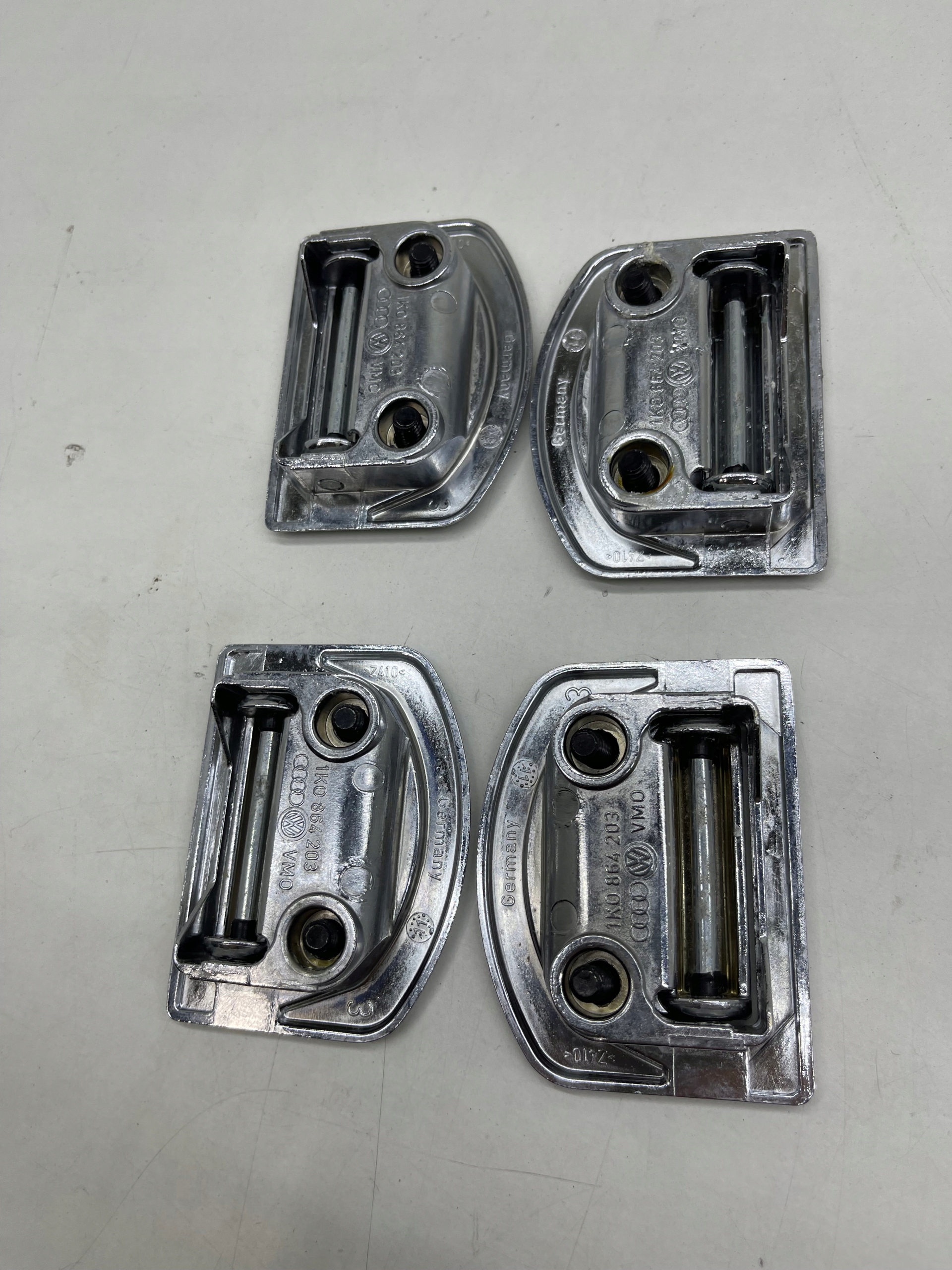 AUDI A6 C7 bracket holder boot haczyk haczyki 4x