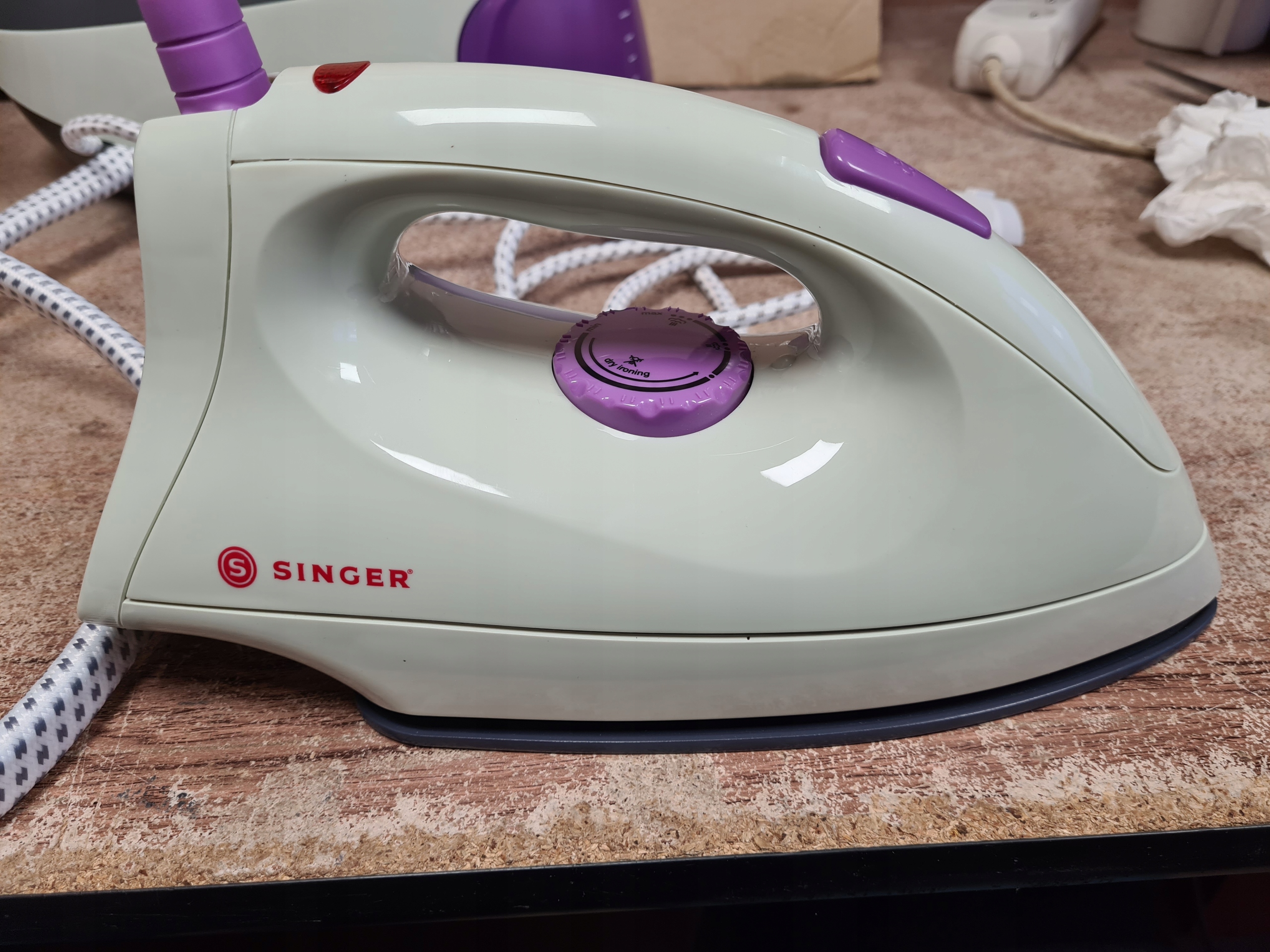 Stacja parowa SINGER SHG 2627 850W Marka SINGER