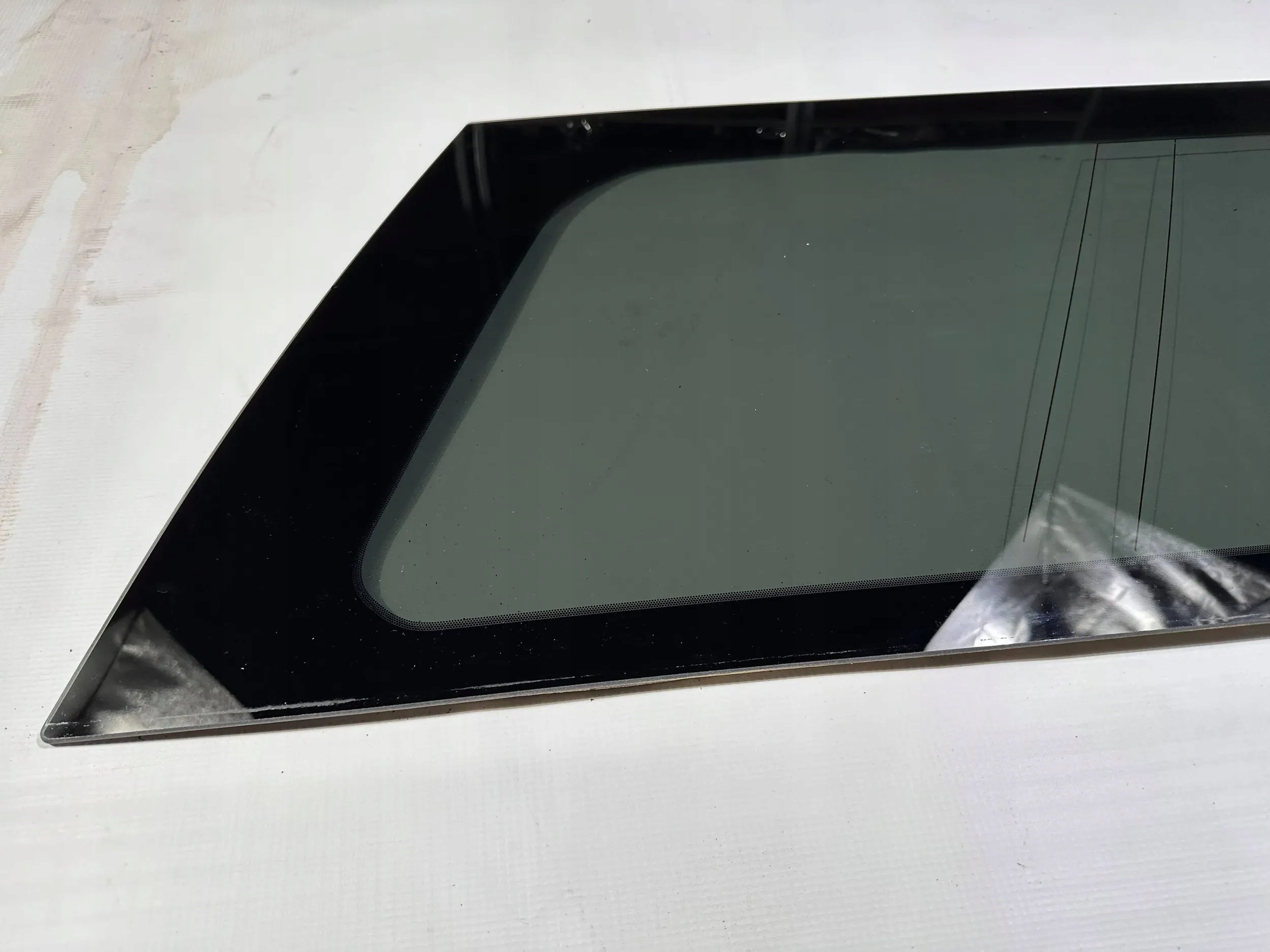 window rear part rear side right Ford Expedition MAX 2018 - 2022