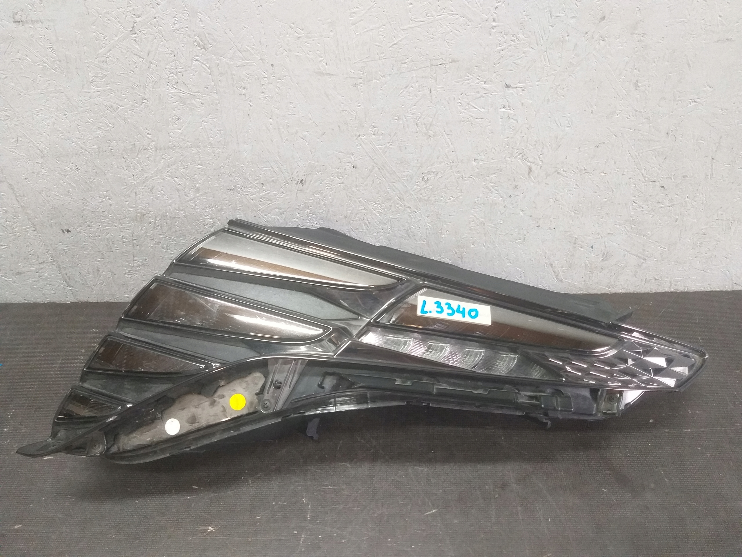 LIGHT FRONT LEFT HYUNDAI TUCSON IV 4 20- FULL LED 92207N7100