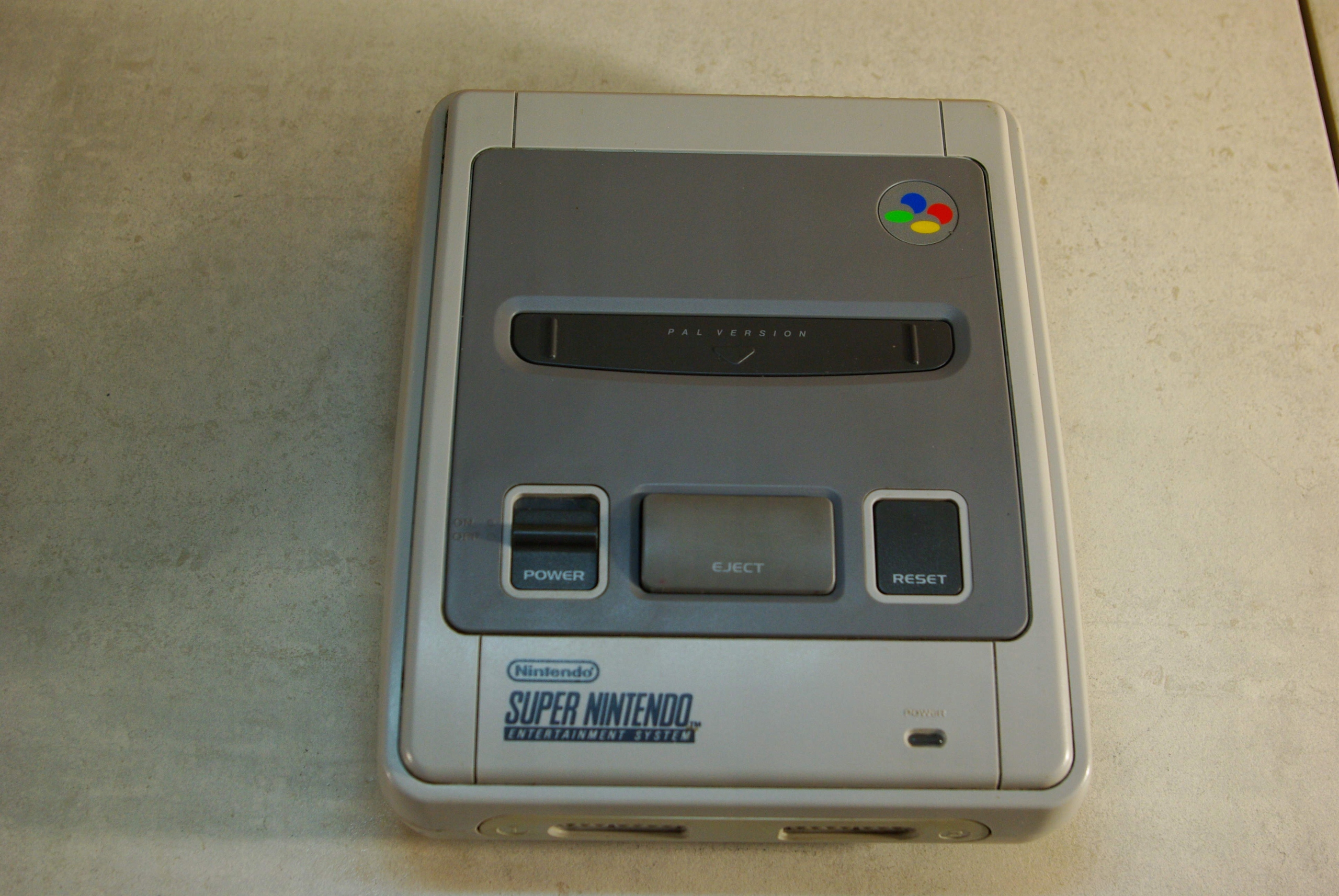 Konsola Nintendo SNES B.ŁADNA