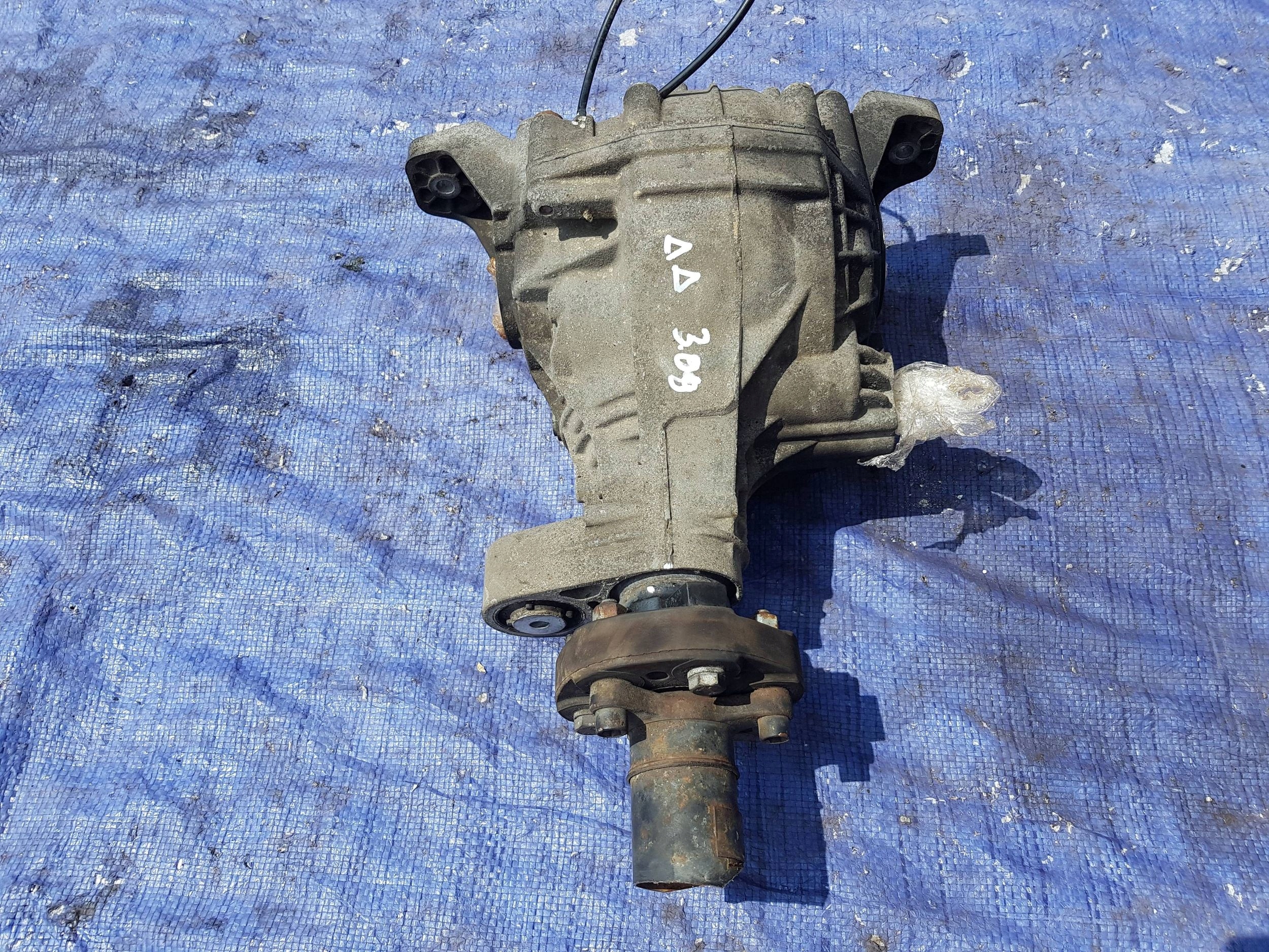 MERCEDES GL X164 ML W164 3.09 differential diff differential rear part Z blocking