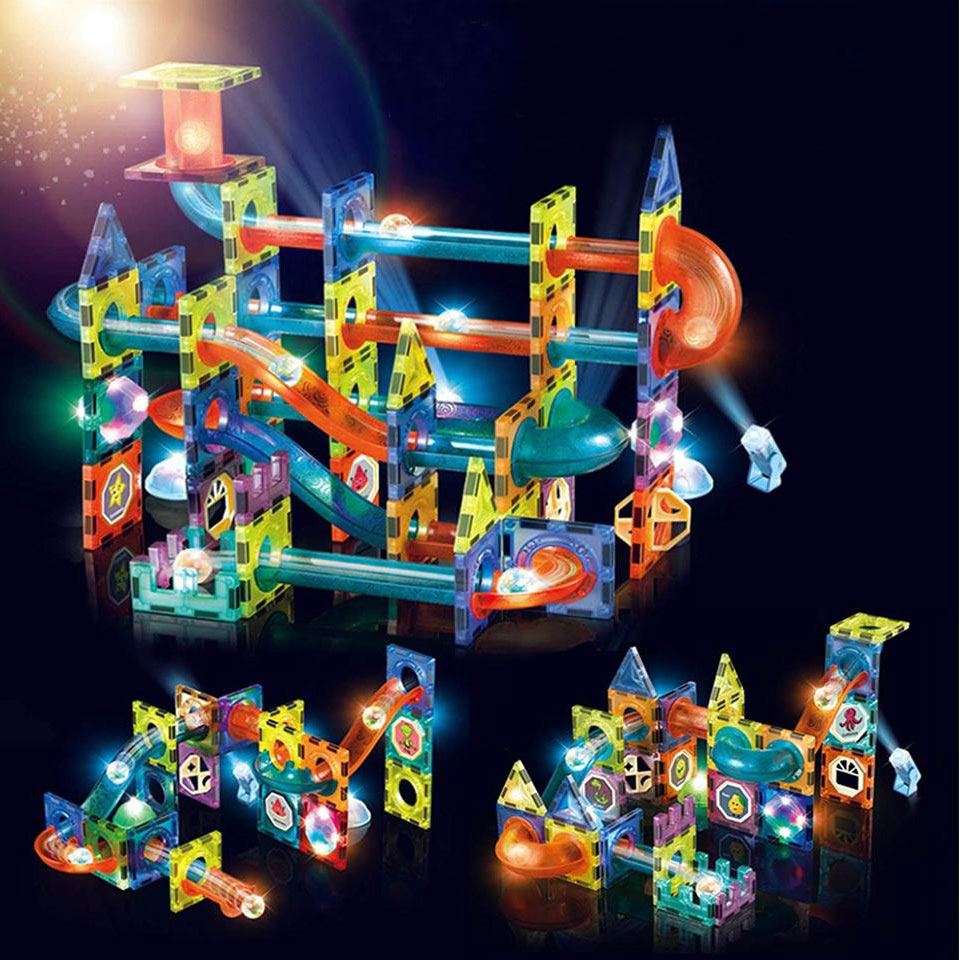 ŚWIECĄCY TOR KLOCKI MAGNETYCZNE PANELE 110 SZT ZESTAW Marka AIG