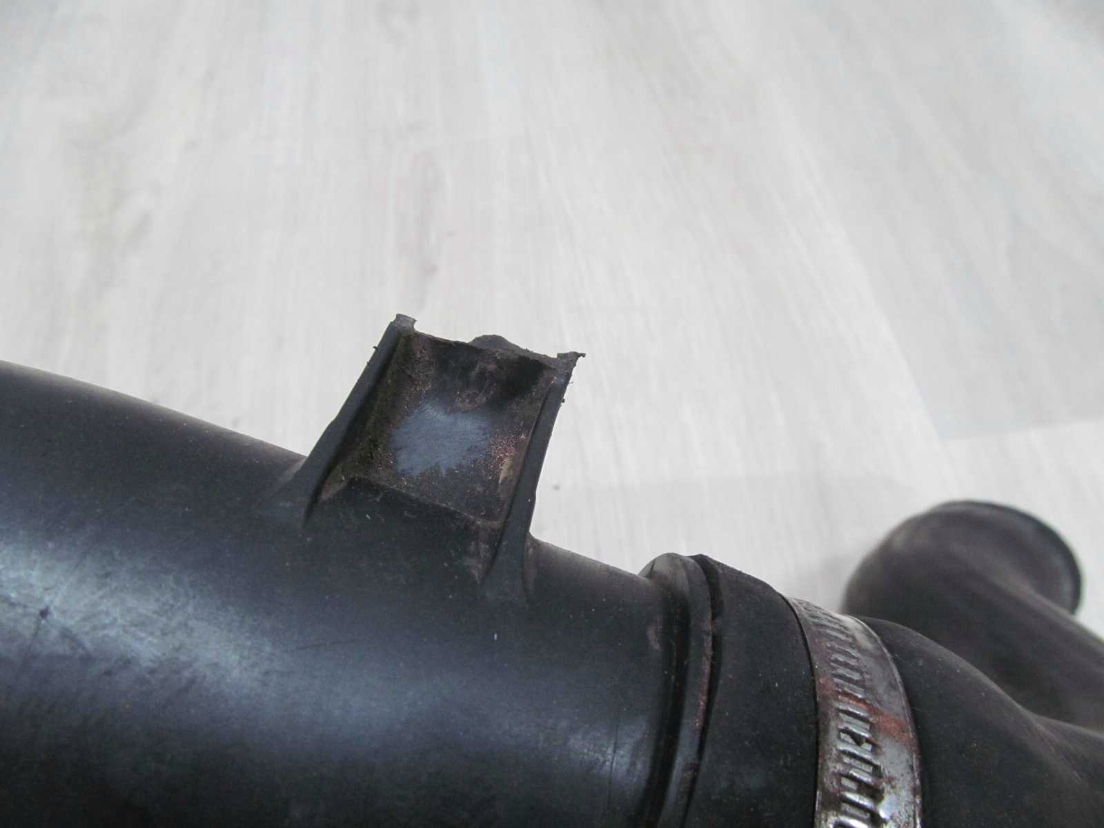 BOXER 2 2 E5 RURA PRZEWOD POWIETRZA INTERCOOLERA Weight with packaging 2 kg