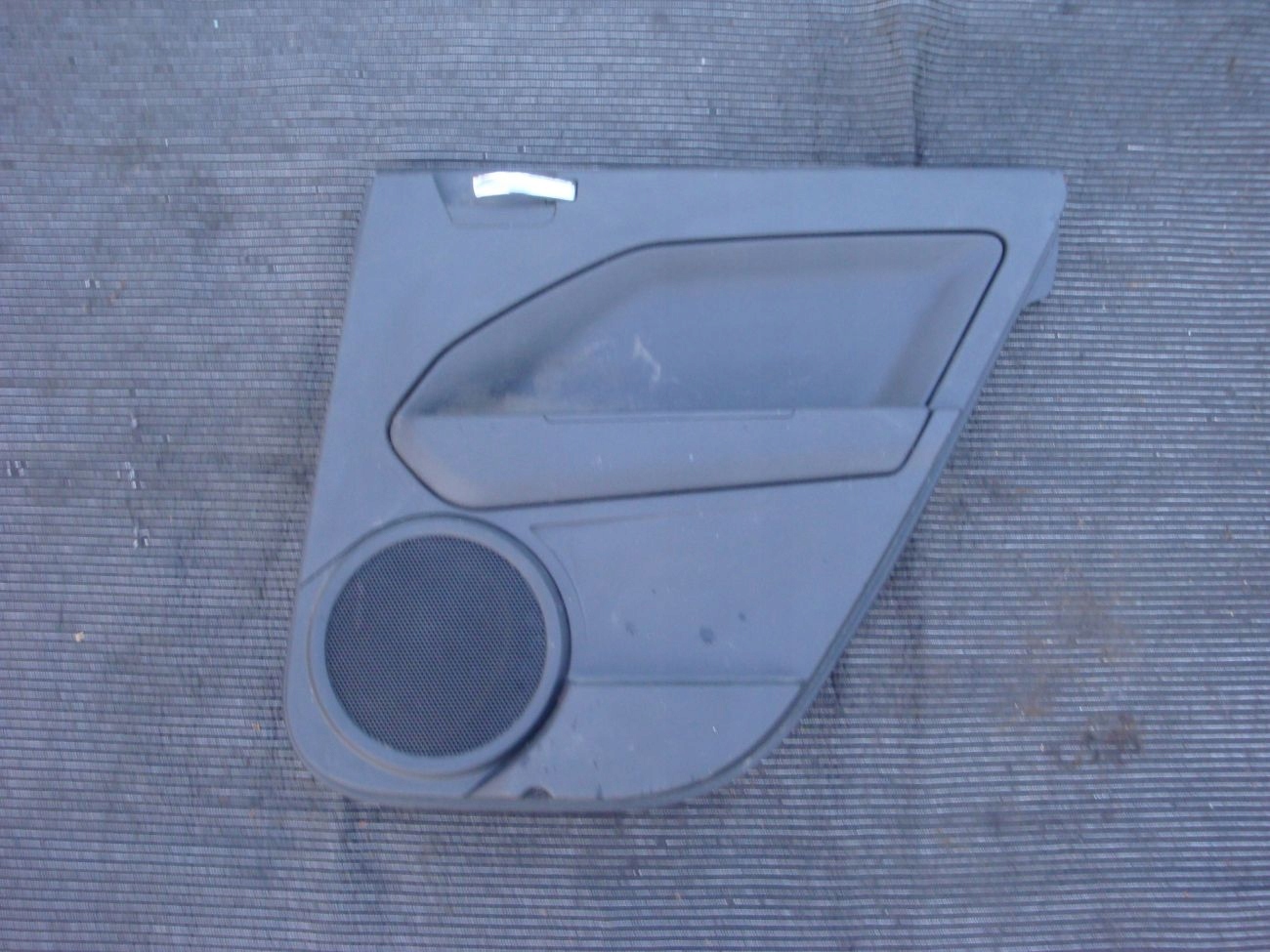 ОБШИВКА ДВЕРІ ПРАВЕ ПРАВИЙ ЗАД. DODGE CALIBER 2006-