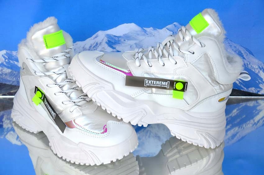 CIEPŁE BUTY ZIMOWE OCIELANE SPORTOWE ŚNIEGOWCE -% Długość wkładki 24.5 cm