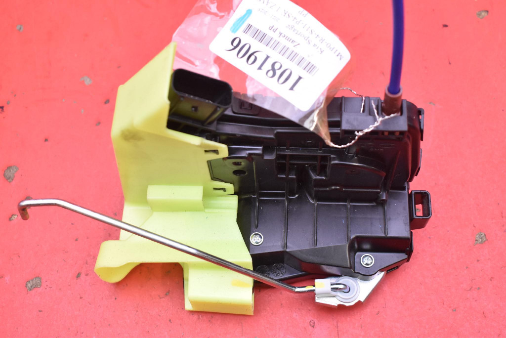 lock door right front front EU 81320-R2000 KIA SPORTAGE 5 V 21-25