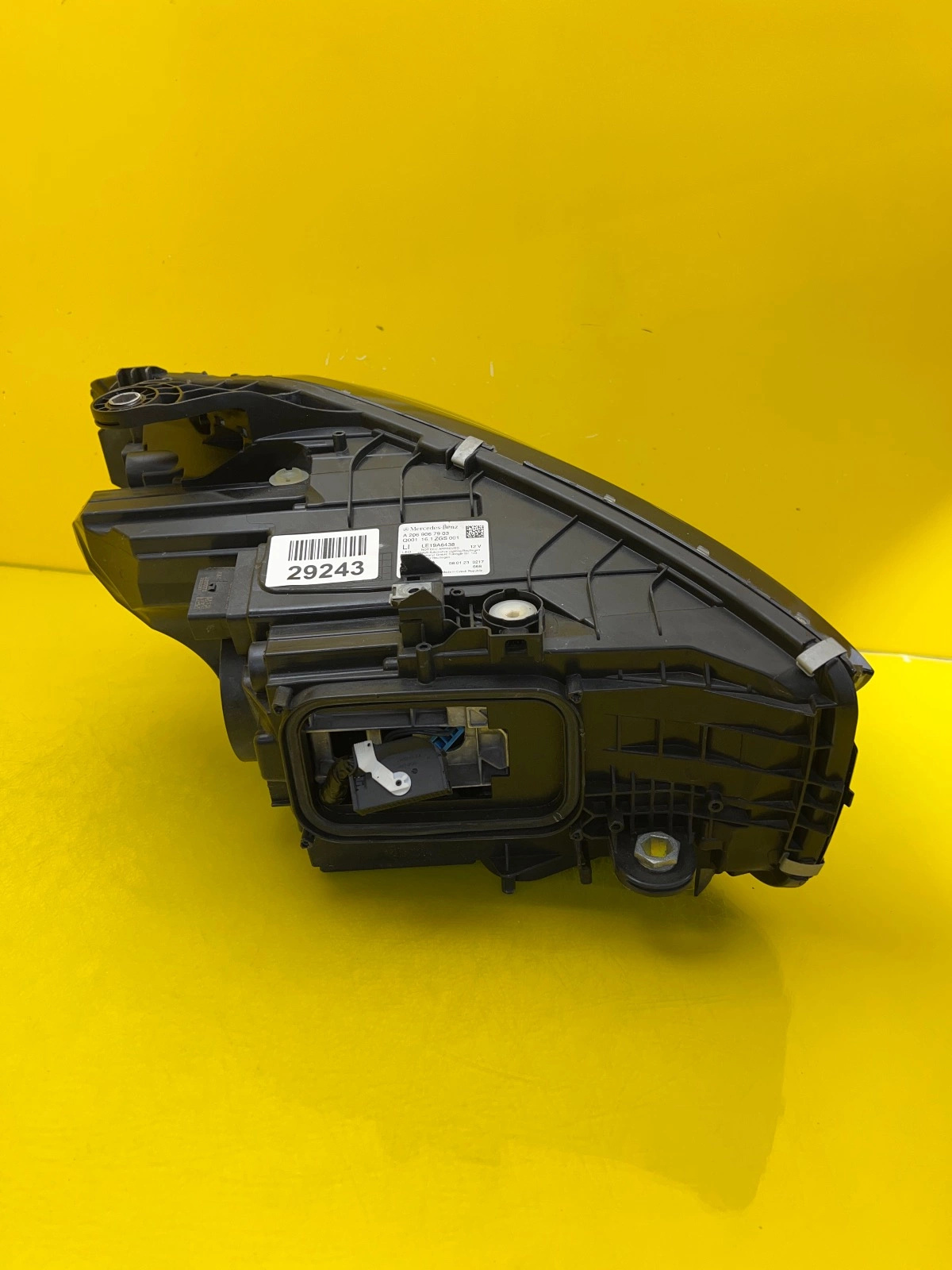 light left Mercedes C-Klasa W206 A2069067903 Digital Light