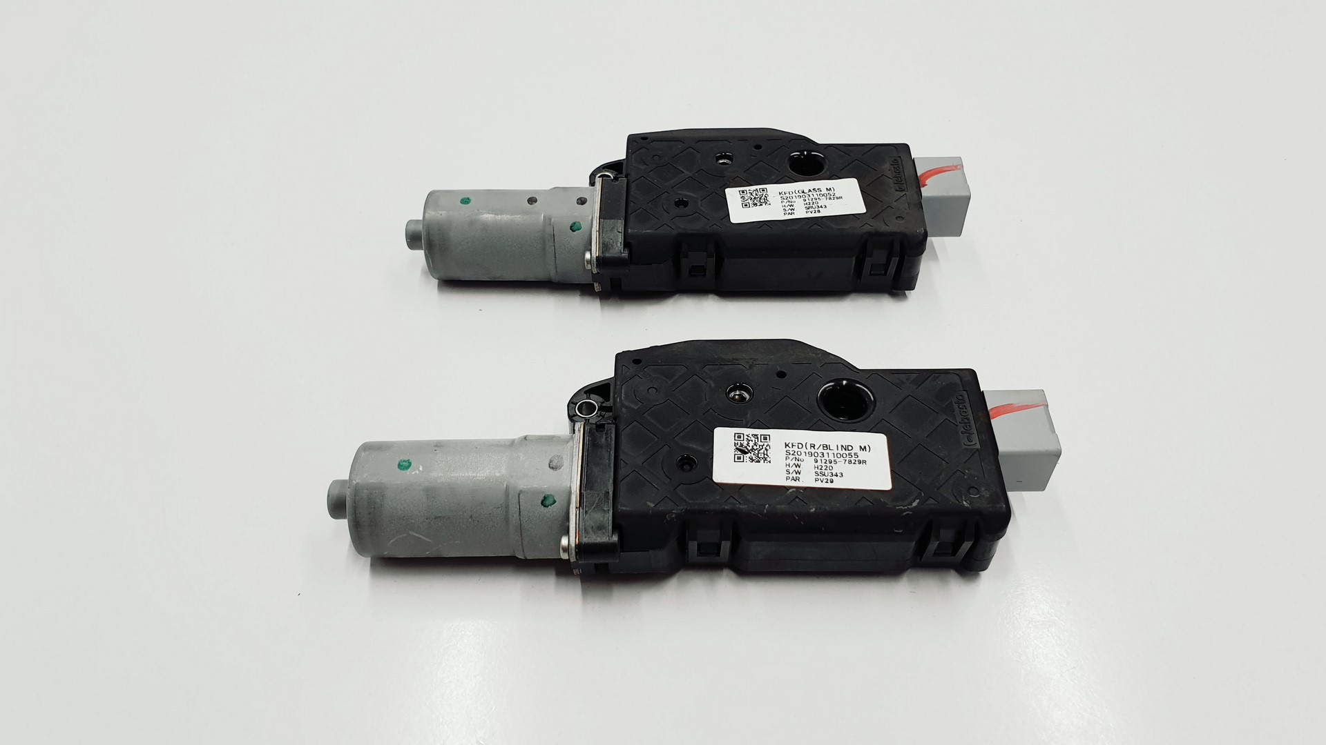 ДВИГАТЕЛЬ НА КРЫШЕ RENAULT TALISMAN 912957829R