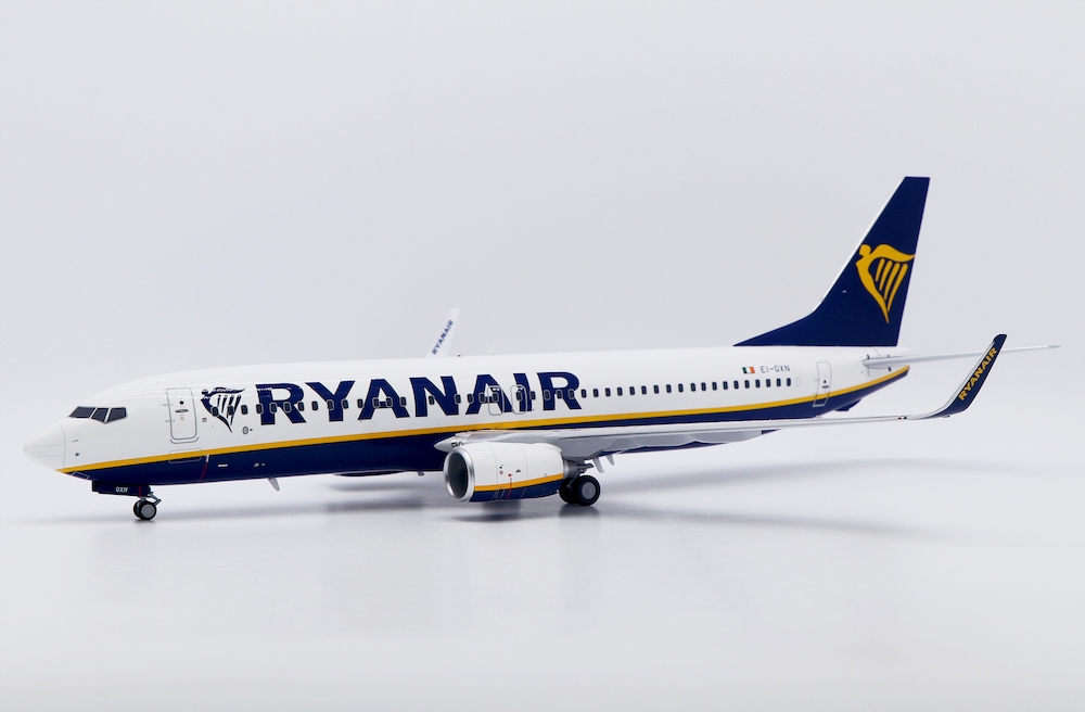 Model BOEING 737 800 RYANAIR EI-GXN - 1/100 JC WINGS 40 cm