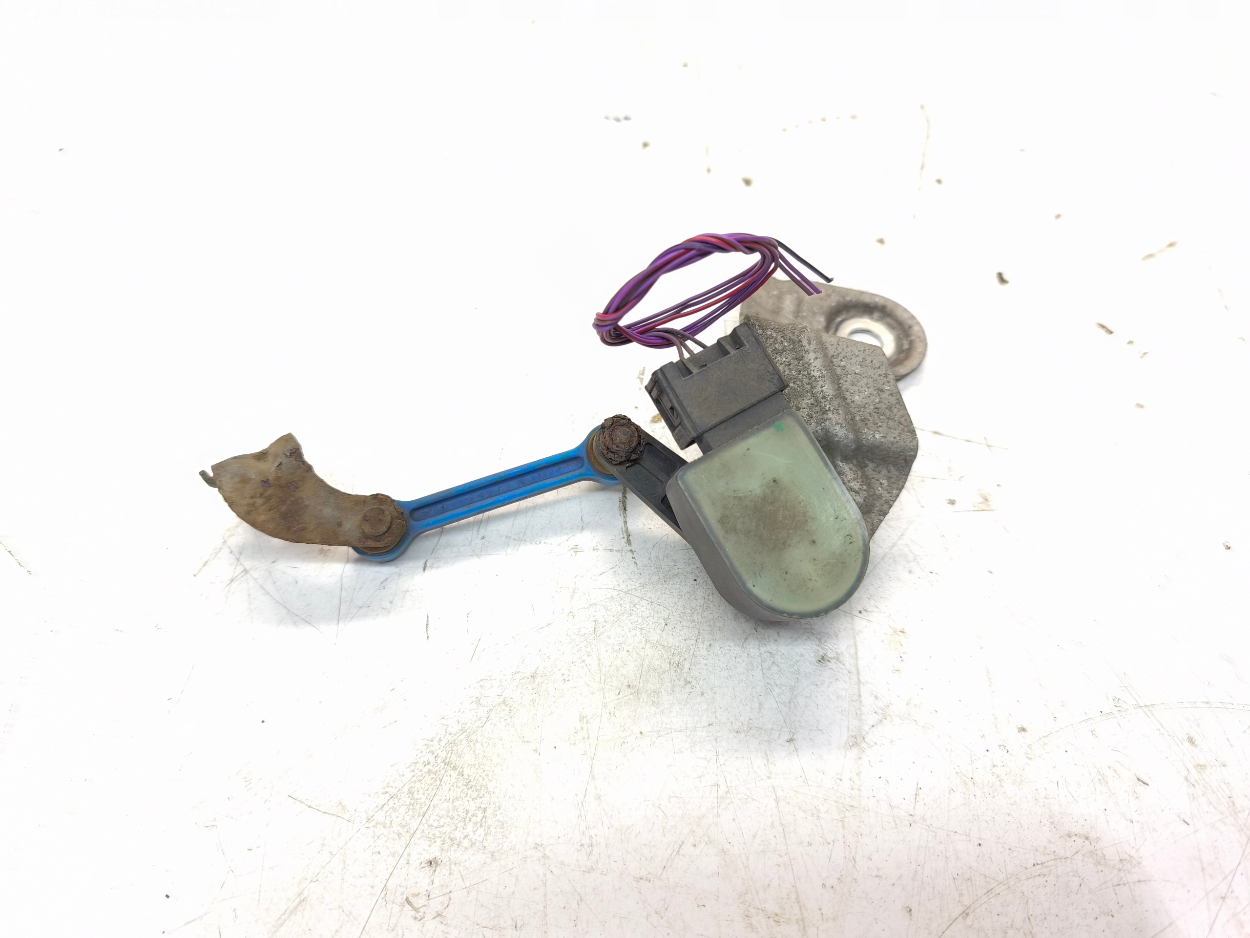 Sensor POZIOMOWANIA SWATEL AUDI A4 B6 B7 8E0907503 8E0616571D