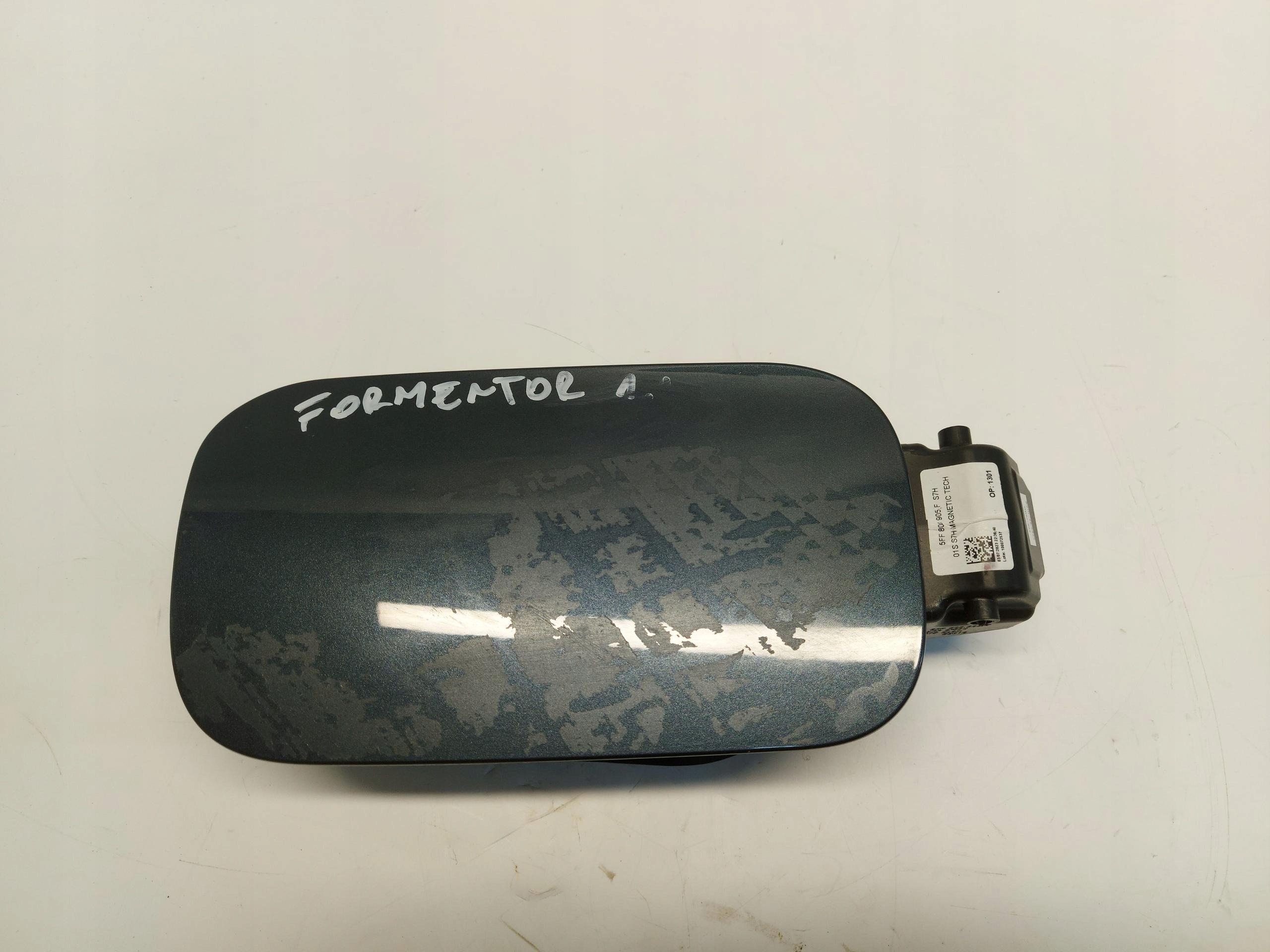 CUPRA Formentor 5FF Klakpa rezervoara goriva LS7H 5FF809905F