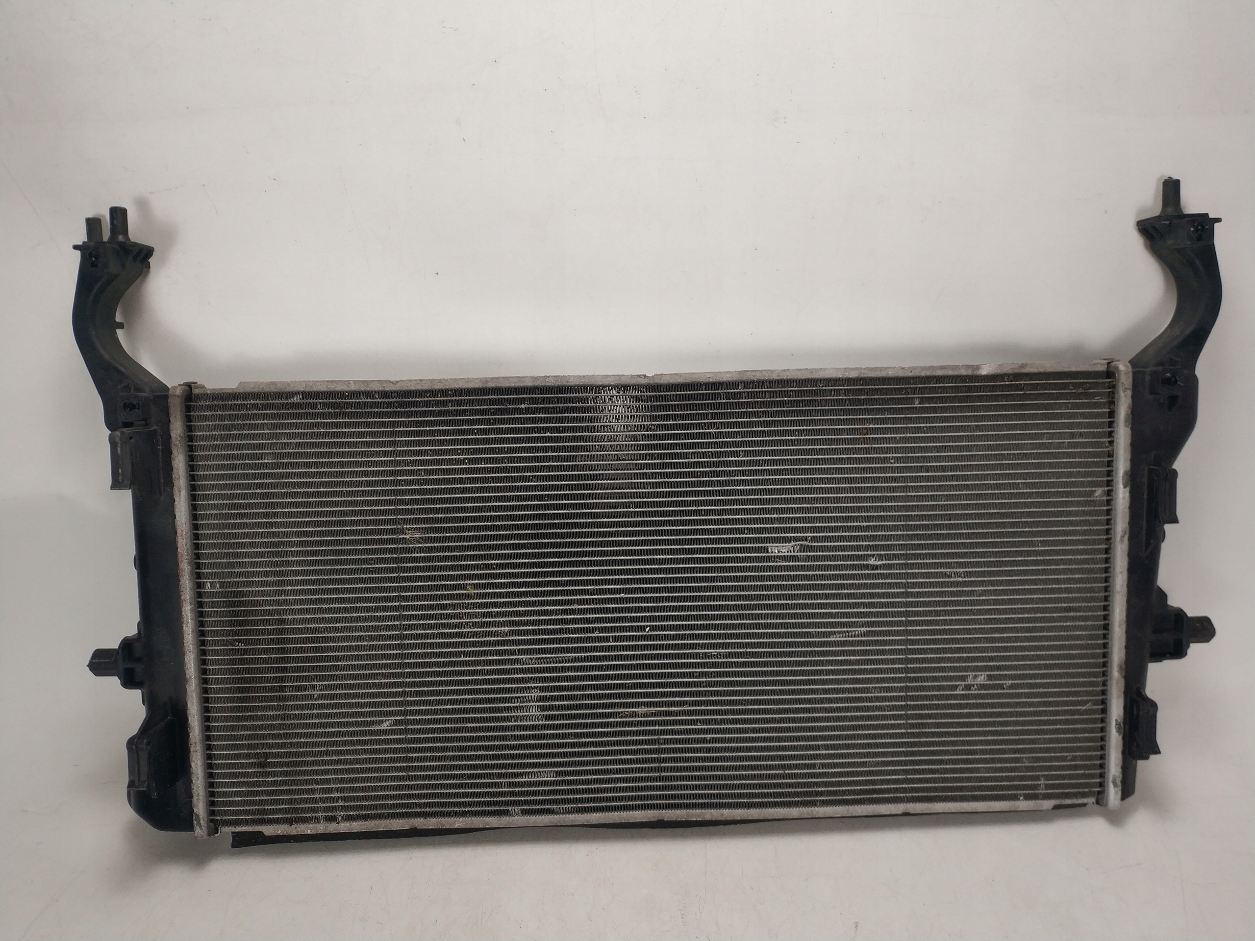 KIA XCEED HYUNDAI I30 chłodnica wody 25310J7800