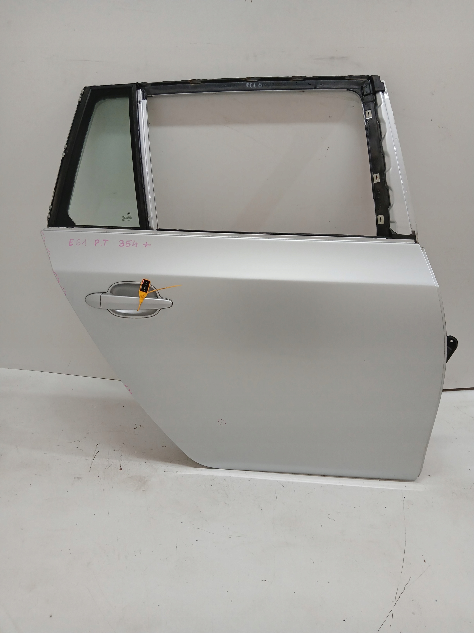 BMW E61 door right rear. TITANSILBER 354/7