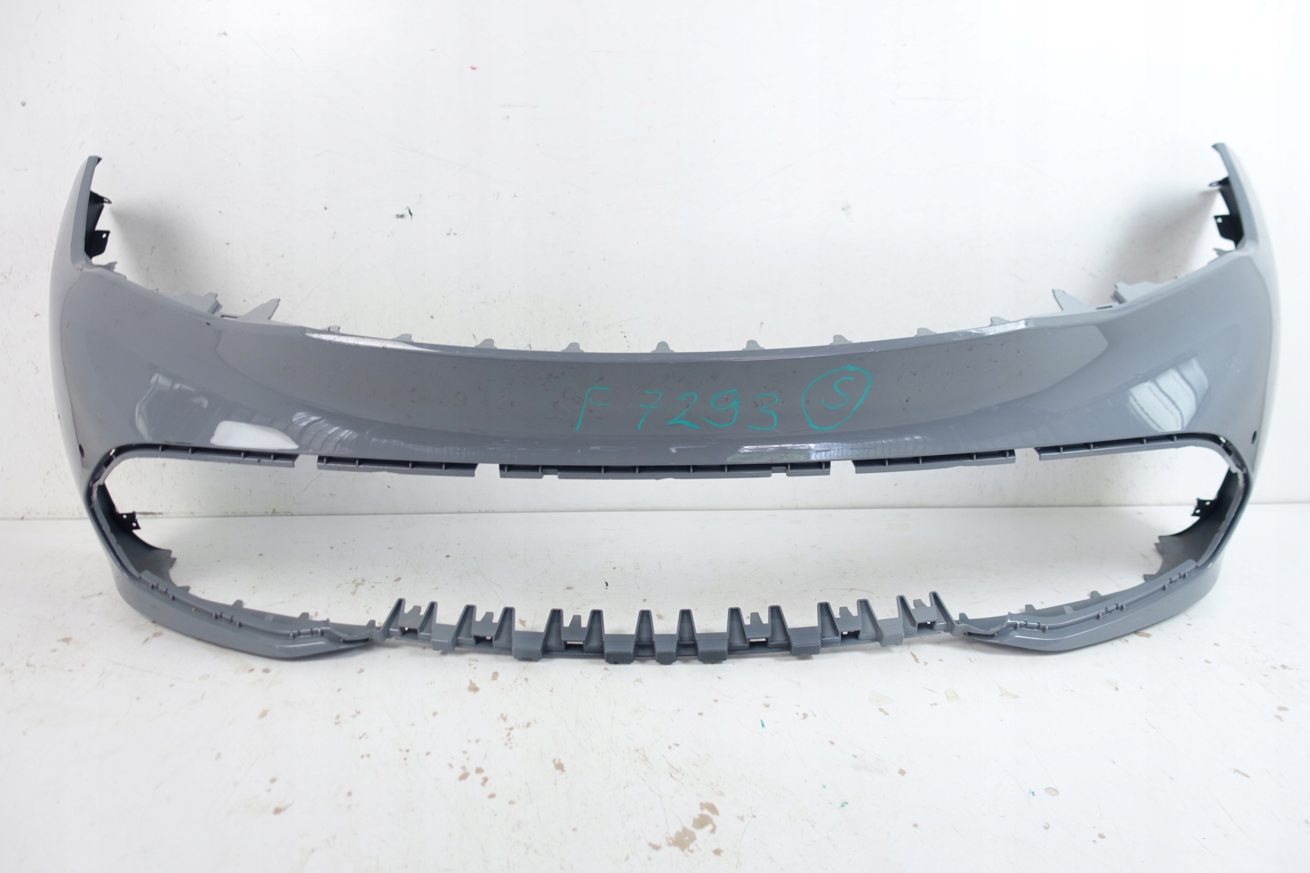CUPRA BORN 2021- bumper front front 10E807221D