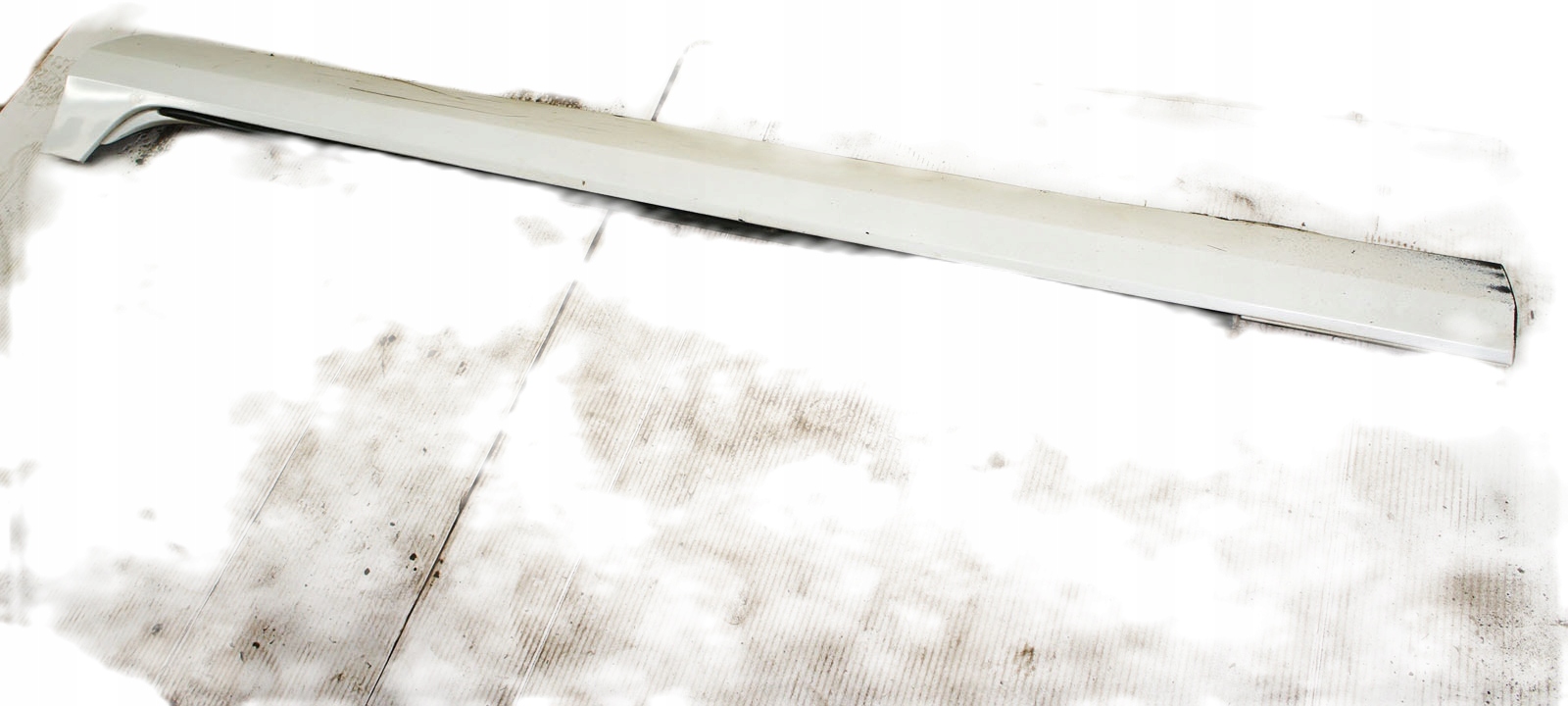 QS414 Volvo V90 16- ^ Nakładka Progu Lewa