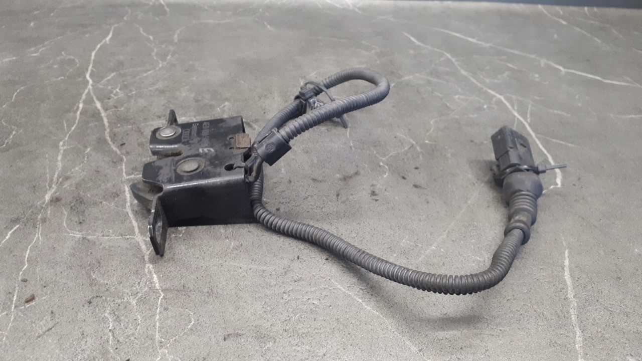 4e0823509f zamek maski audi a8 d3 08r 3.0 tdi Marka Autoland