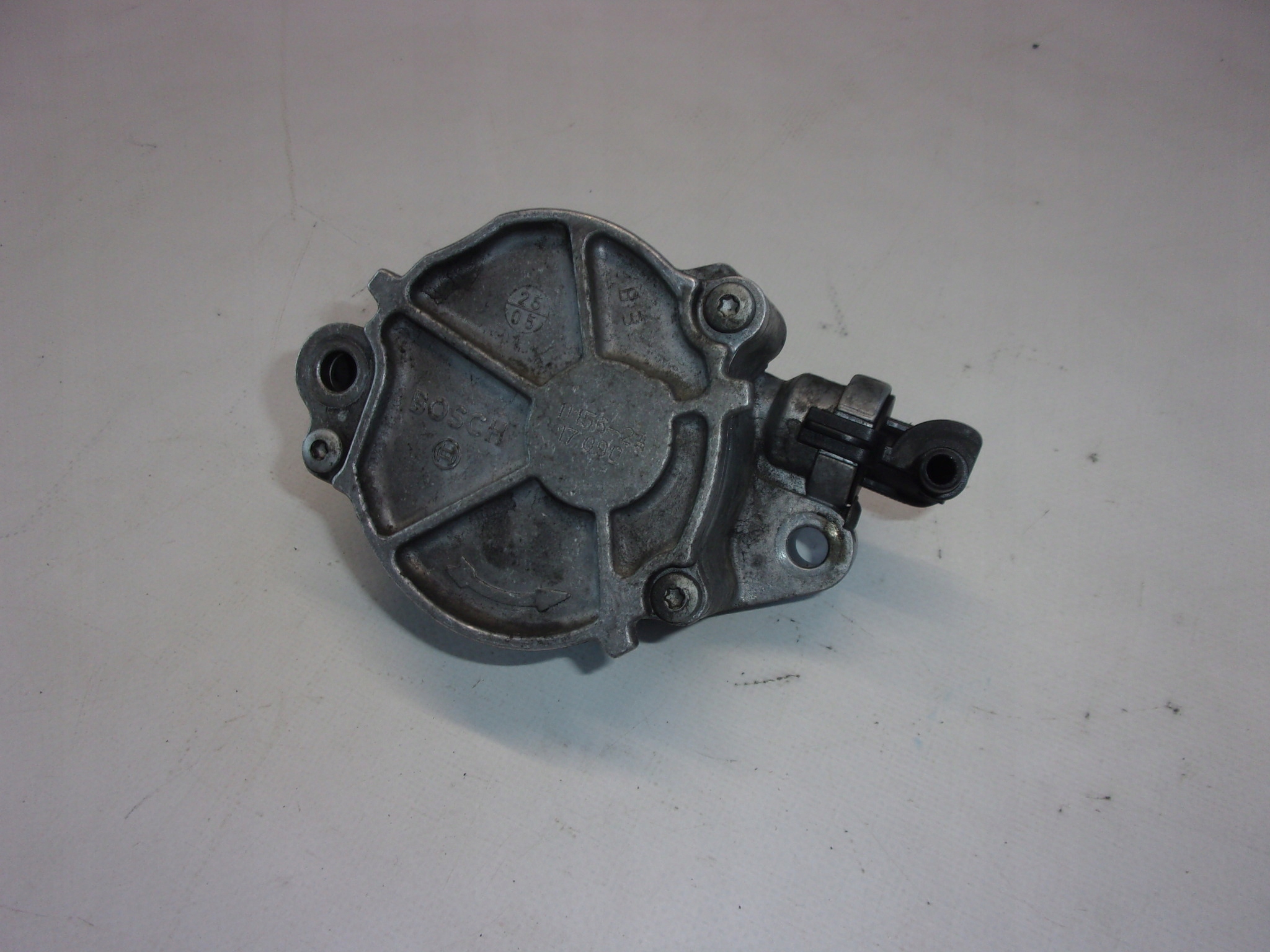 Bosch D1562A насос вакум