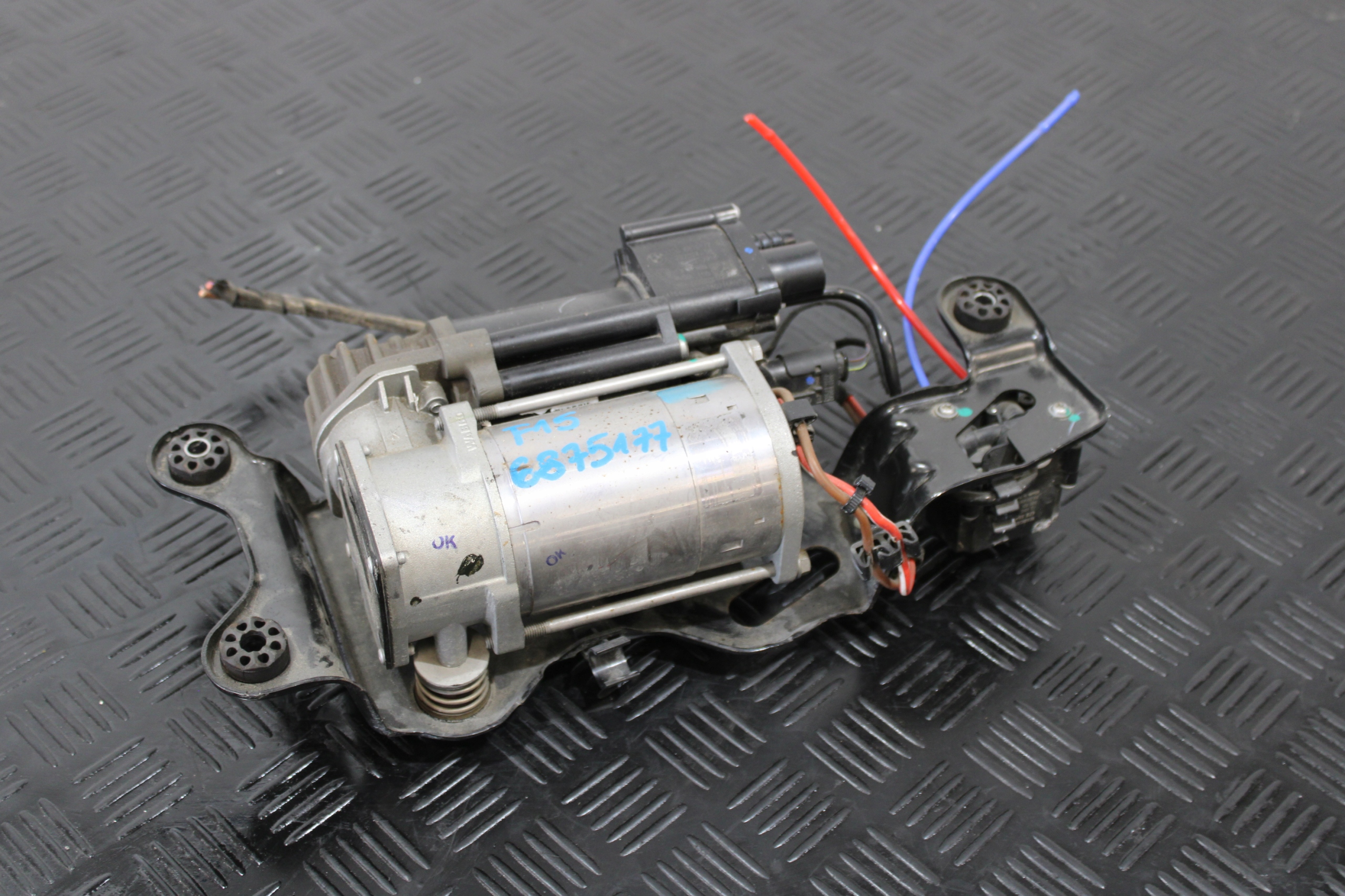 compressor; springing 6875177 BMW X5 F15