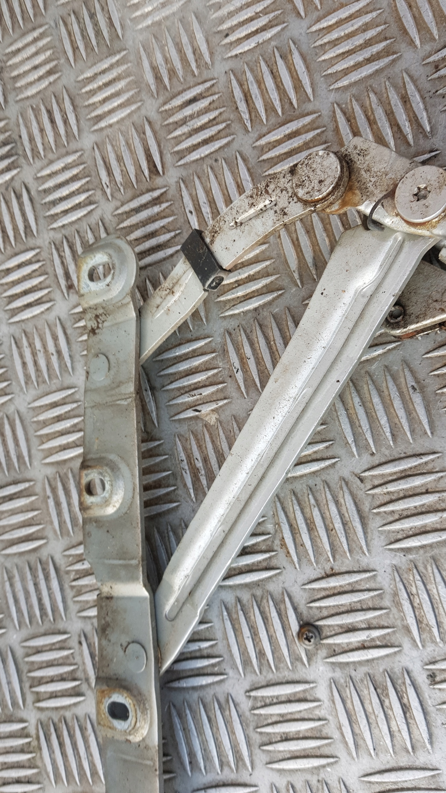 MERCEDES W220 hinge bonnets left right front 744