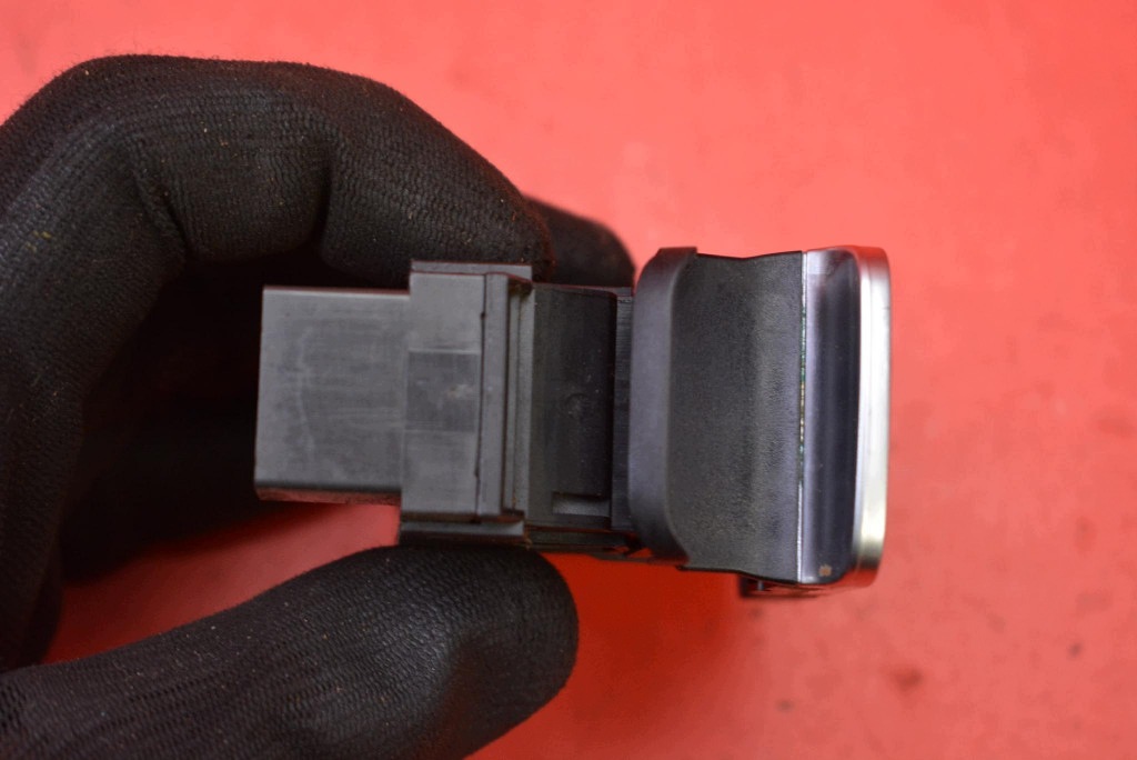 páčka tlačítko elektrická brzda 3G0927225 VW PASSAT B8 14-19