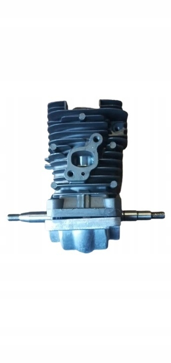 Kompletní motor Partner 350 351 390 420 Poulan 2050 2150 Jonsered CS2137