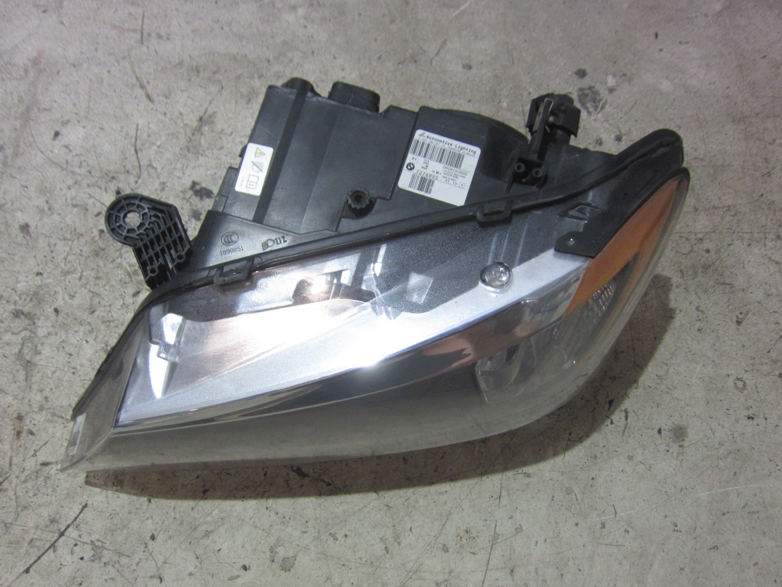BMW X3 F25 left front left light front before LIFT USA BIXENON 7276995