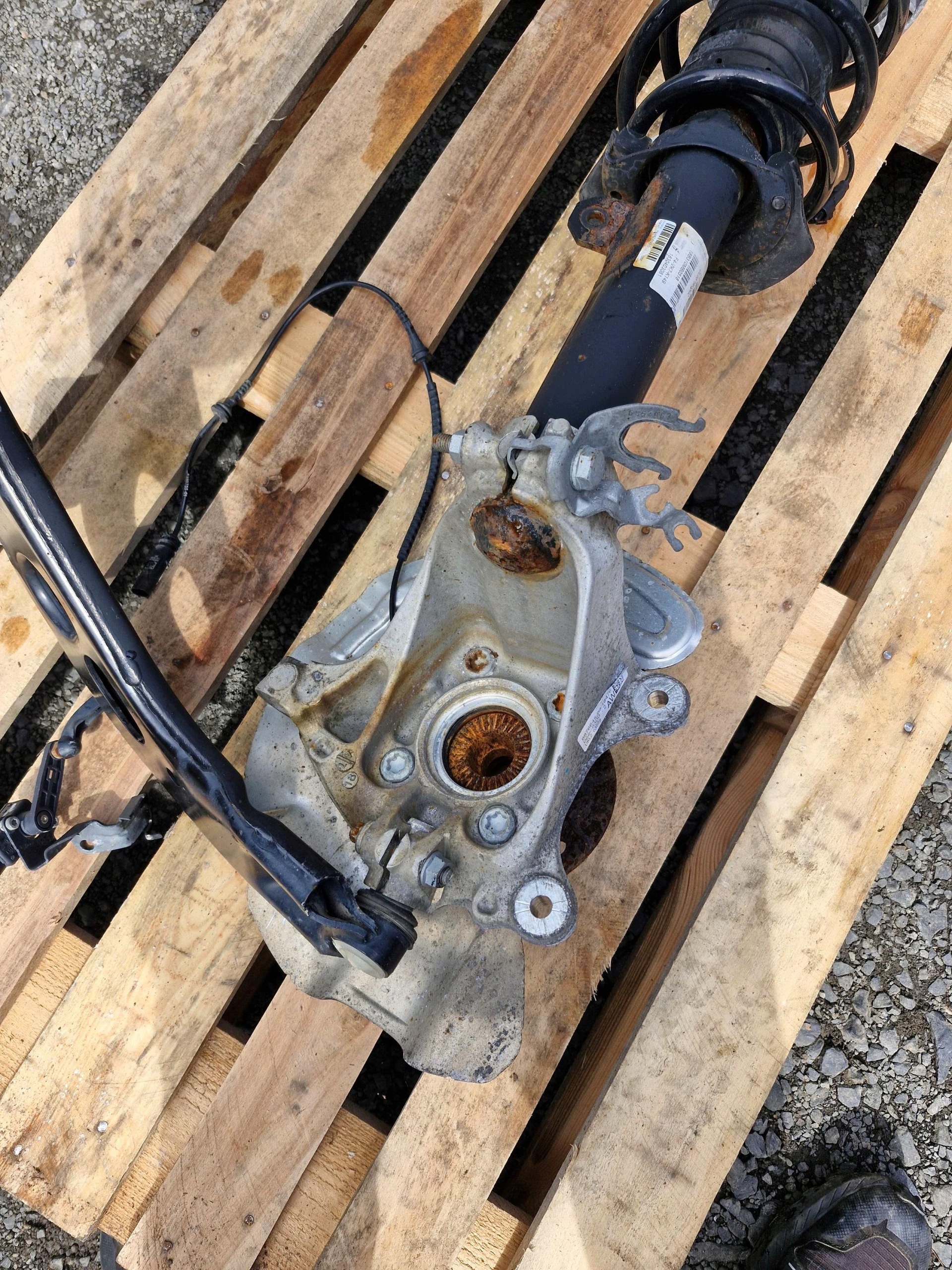 6879655 BMW X1 F48 swing AMORTYZATOE left front