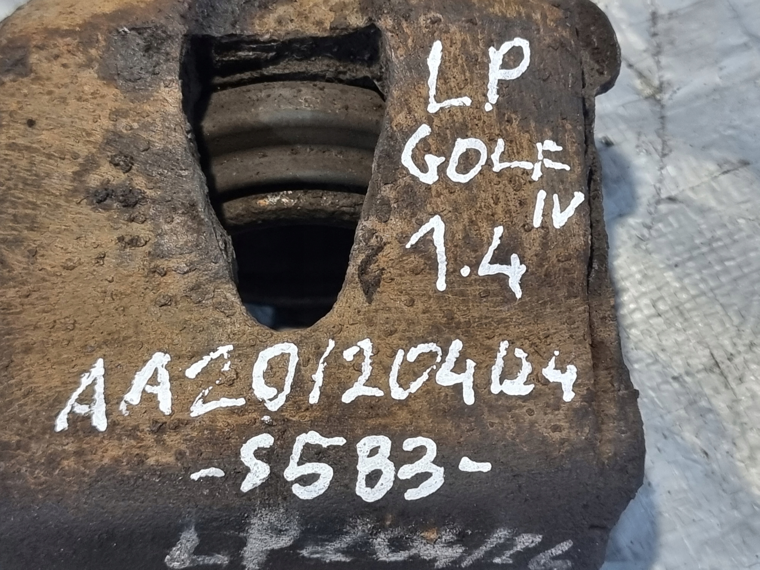 caliper brake left front VW GOLF IV 4 1.4B 98r