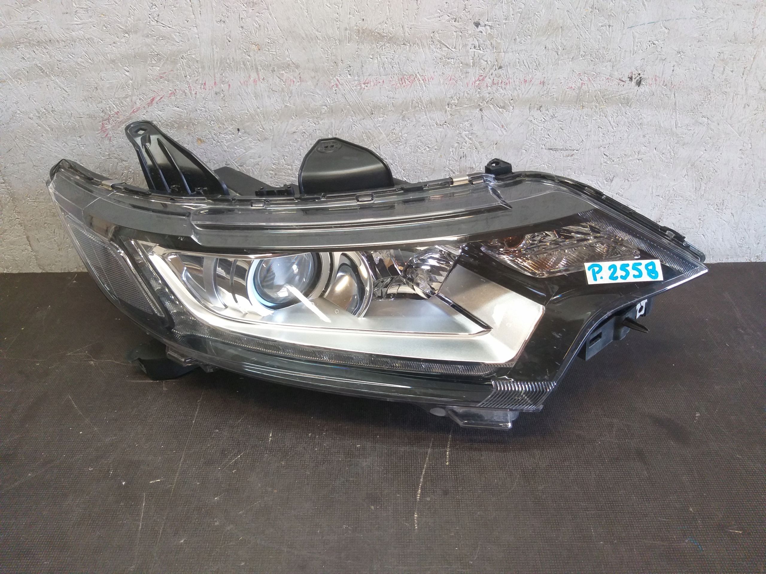 LIGHT LIGHTS FRONT MITSUBISHI OUTLANDER III 3 LENS LED