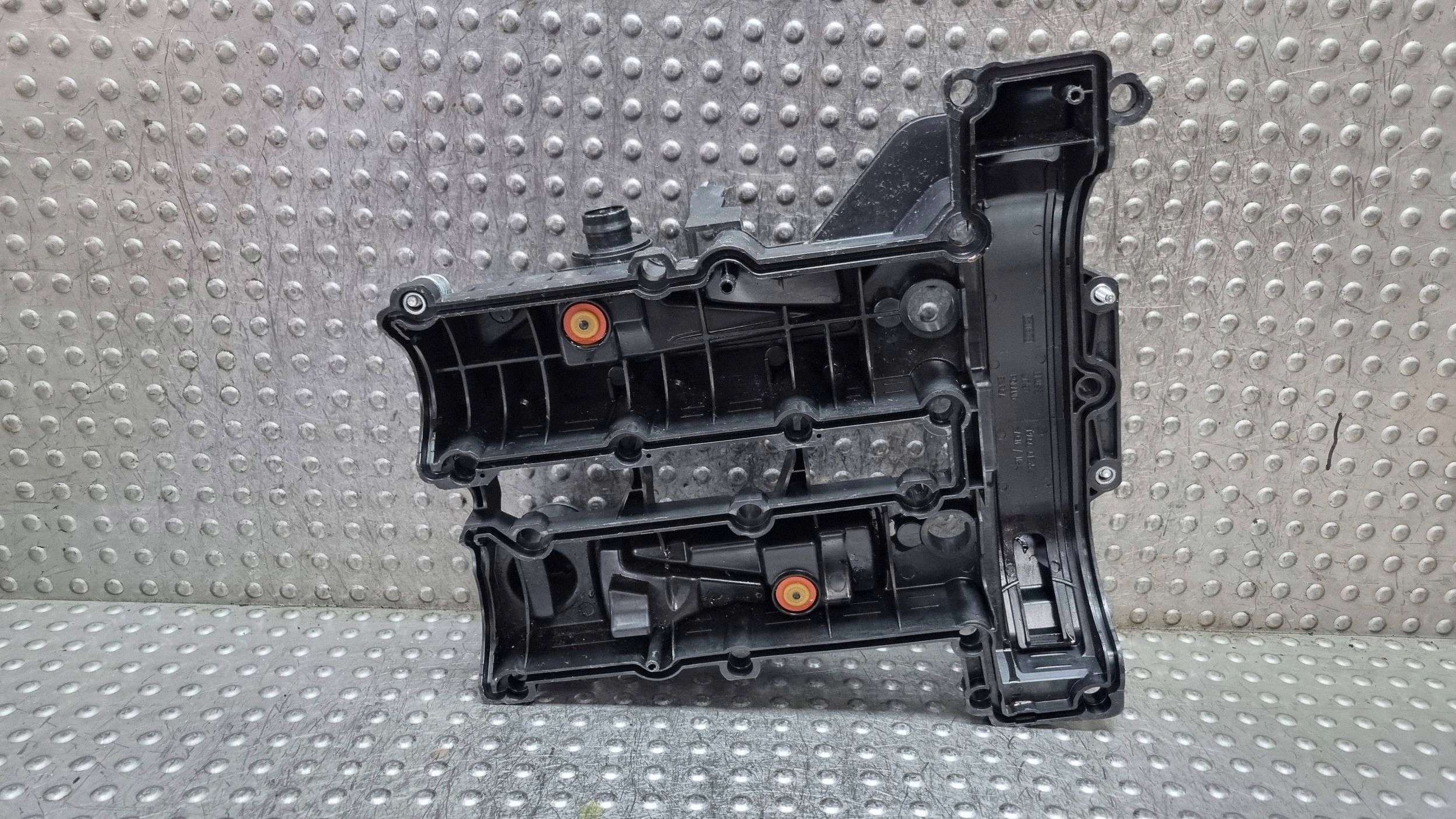 Abdeckung der Ventile CM5G-6K271-CM FORD FOCUS MK3 MONDEO MK5 C-MAX MK2 1.0 ECOB