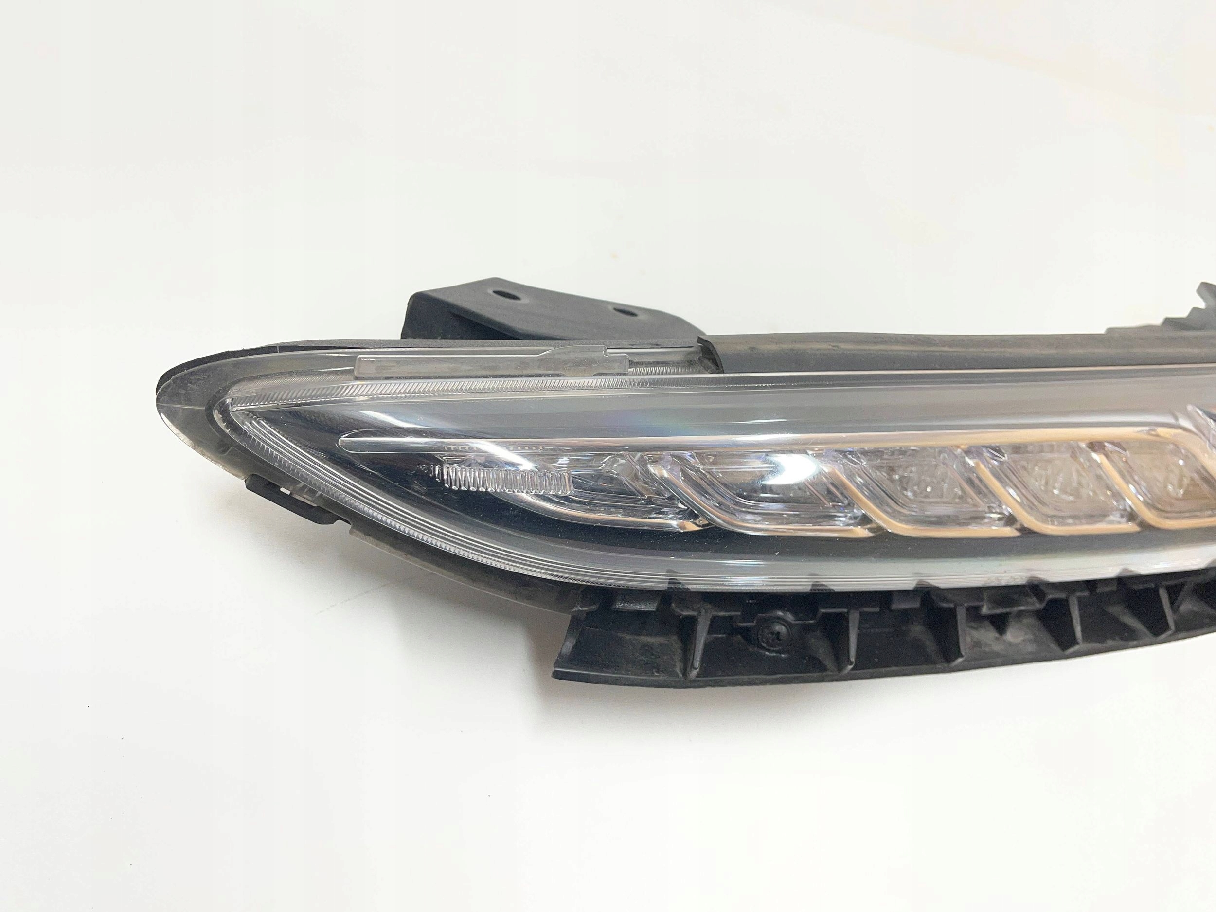 REFLEKTOR light left left Hyundai Kona and 17