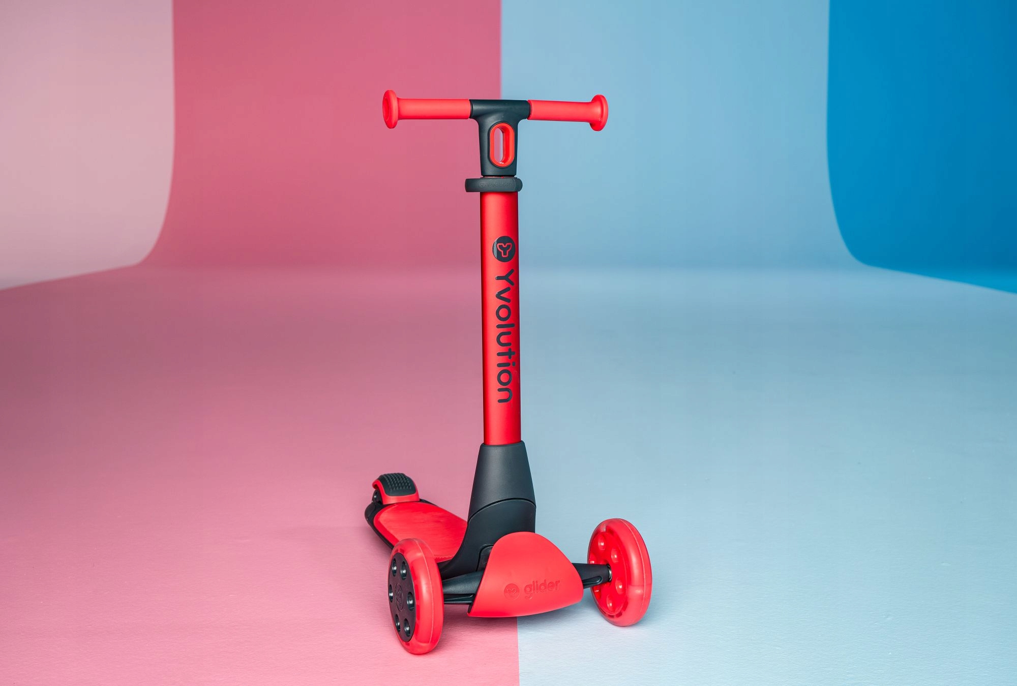 Hulajnoga Yvolution Yglider Nua Czerwony