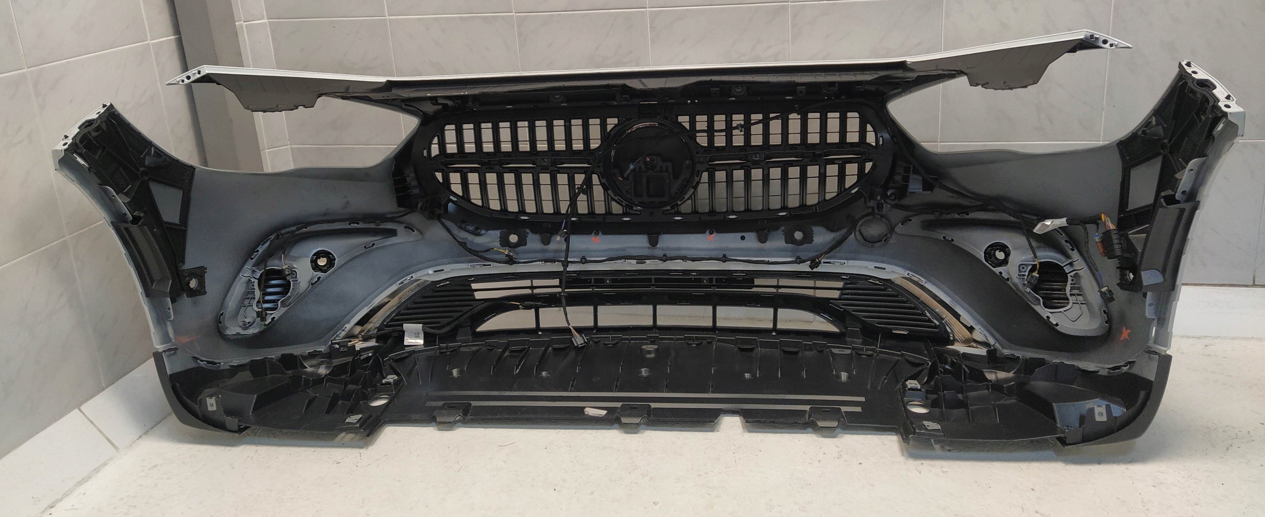 MERCEDES GLA H247 23- bumper front front 6XPDC