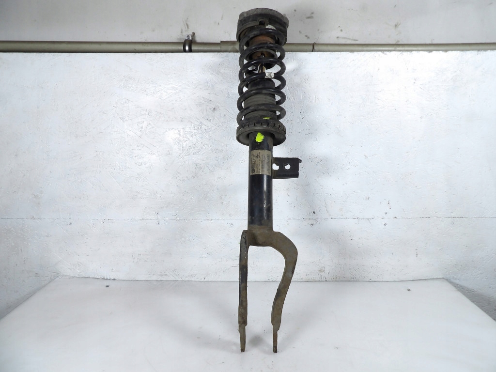BMW 5 F10 F11 2.0D shock absorber front left 6783971
